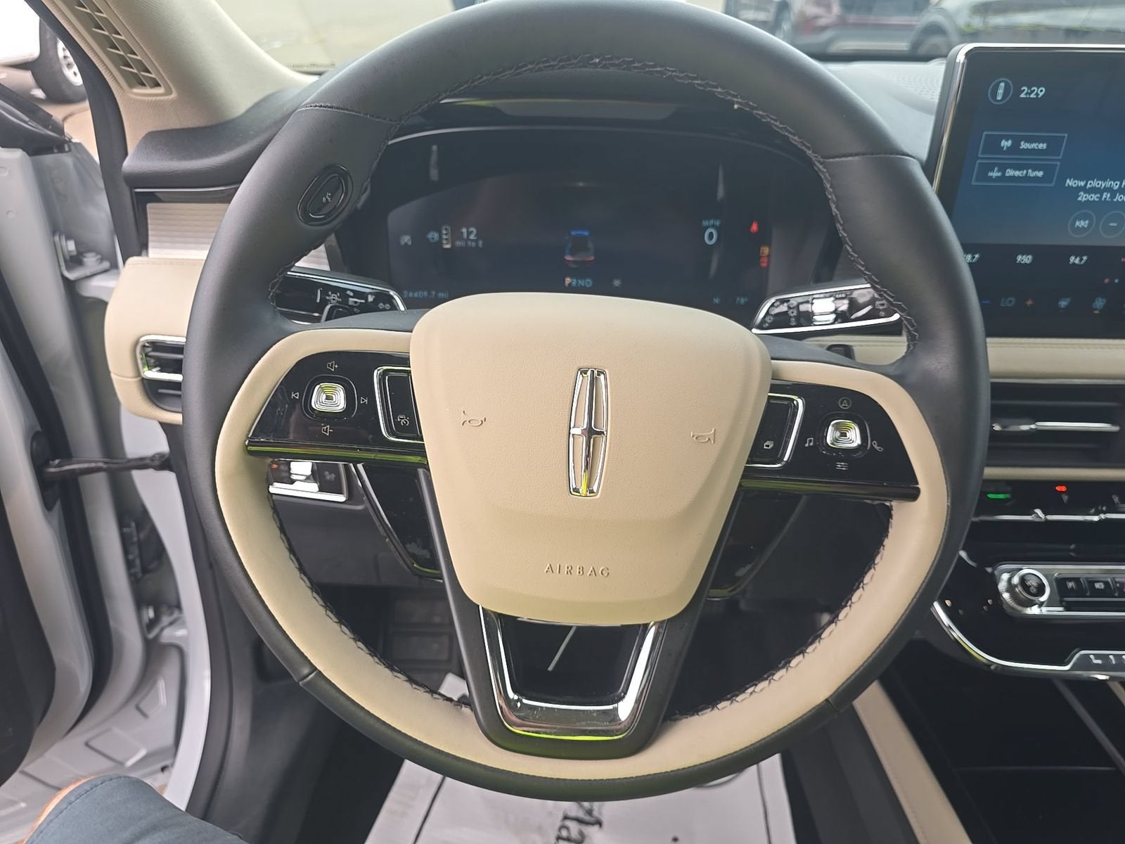 2025 Lincoln Corsair Premiere
