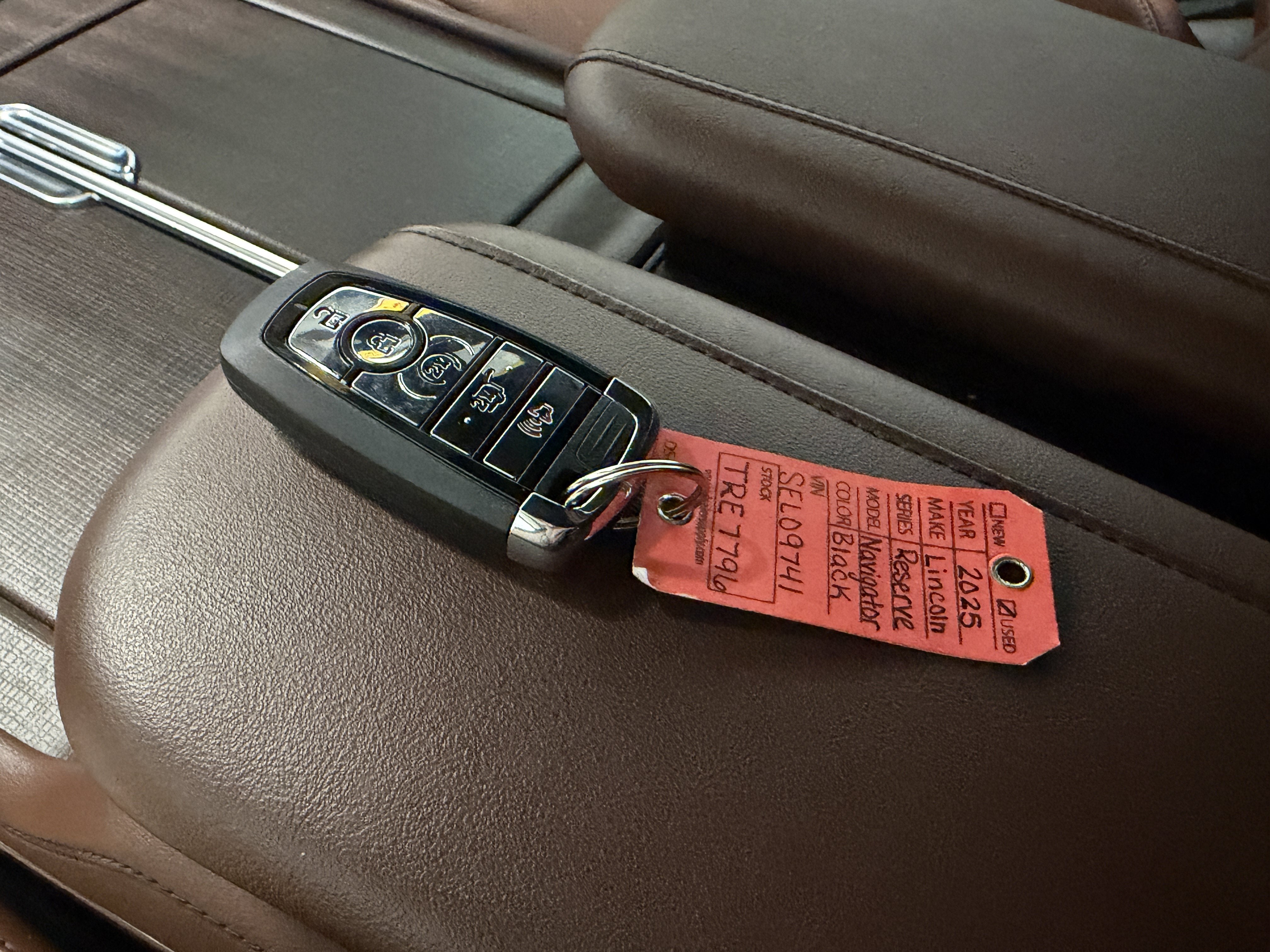 2025 Lincoln Navigator Reserve