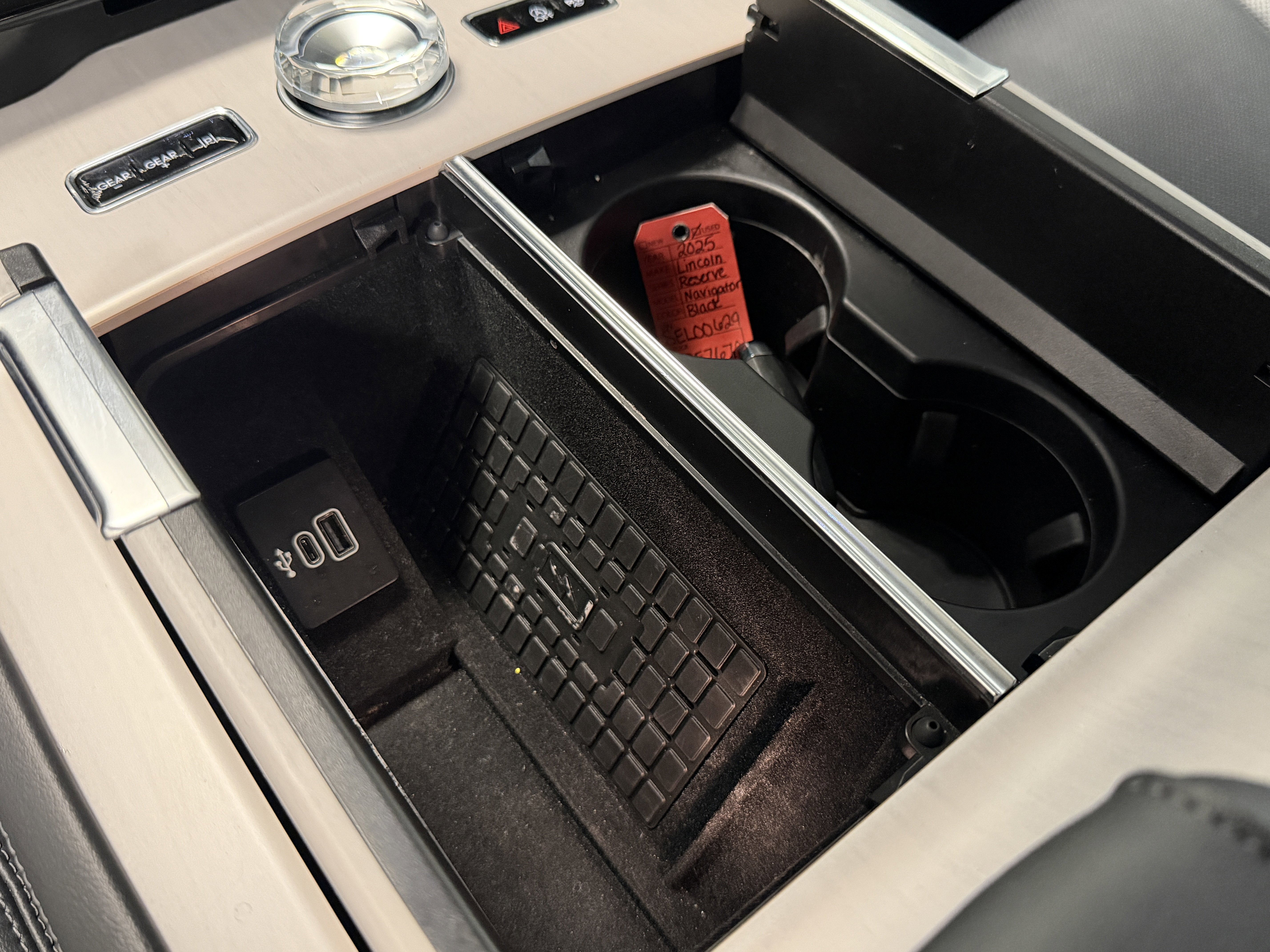 2025 Lincoln Navigator Reserve