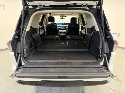 2027 Lincoln Navigator Reserve