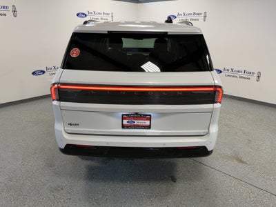 2027 Lincoln Navigator Reserve