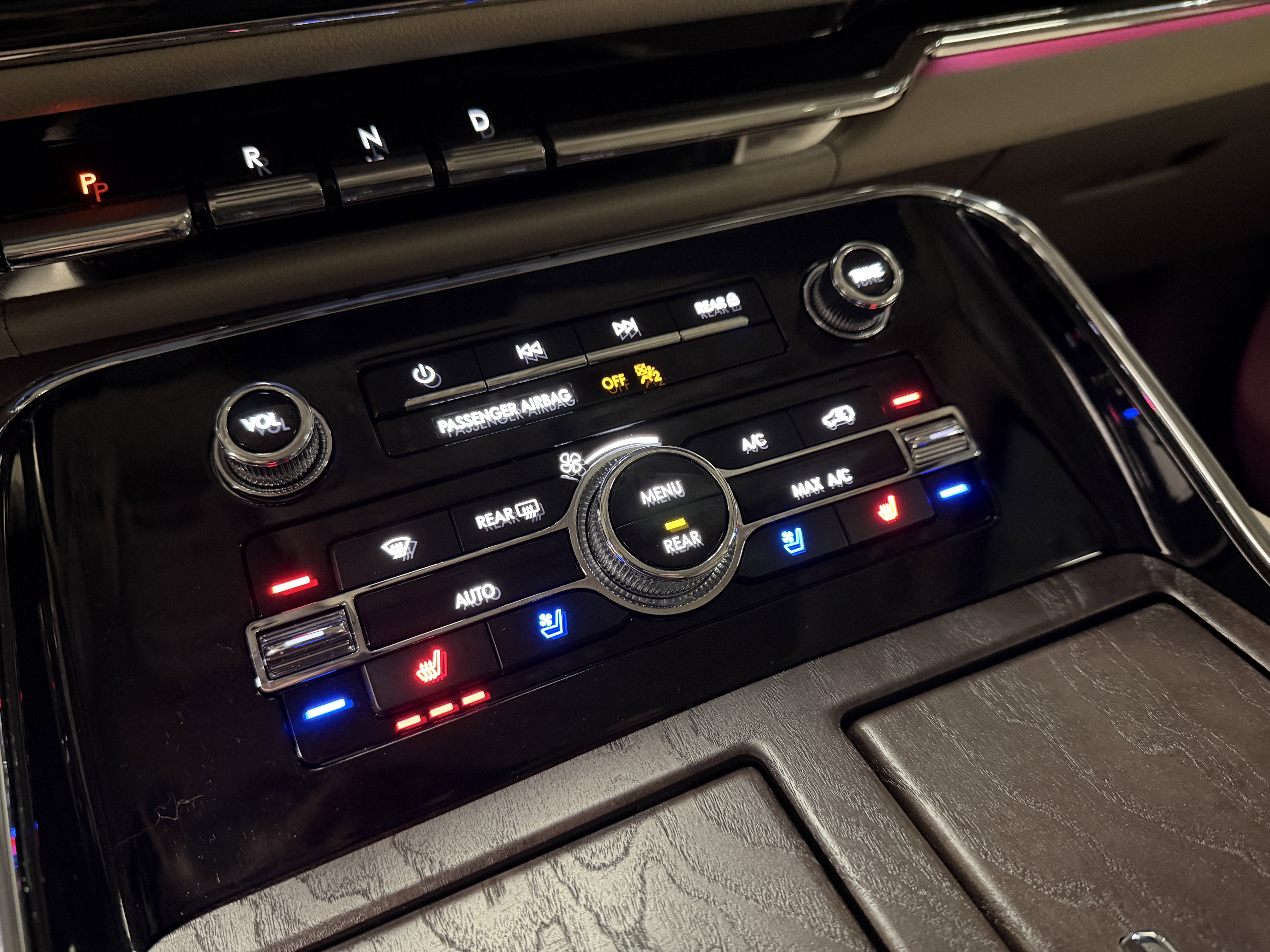 2024 Lincoln Navigator Premiere