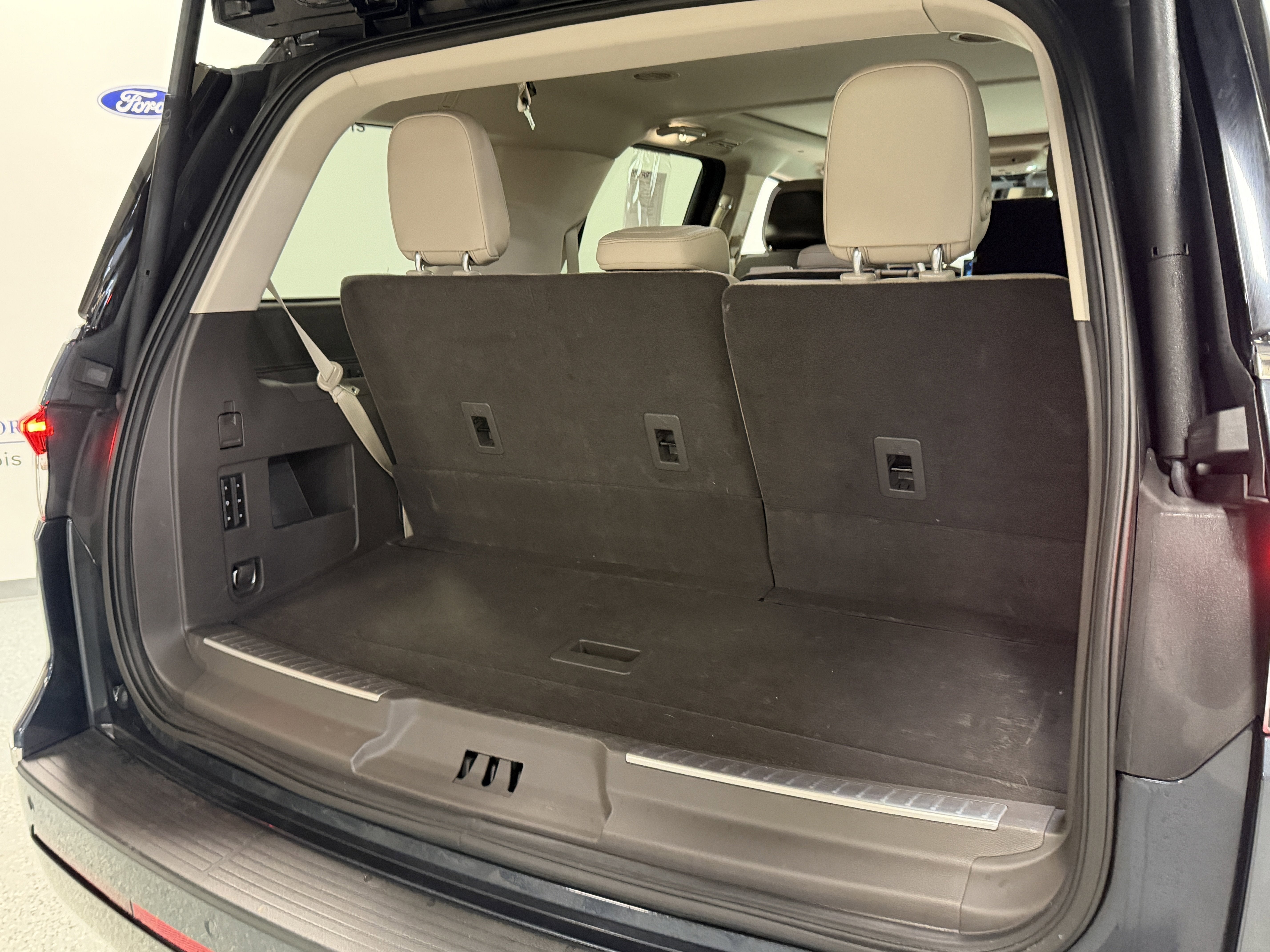 2024 Lincoln Navigator Premiere