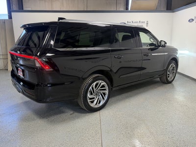 2025 Lincoln Navigator L Reserve