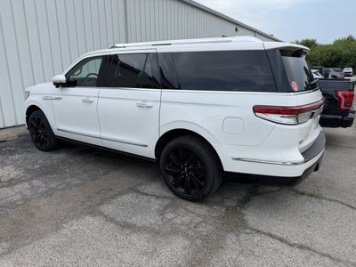 2023 Lincoln Navigator L Reserve