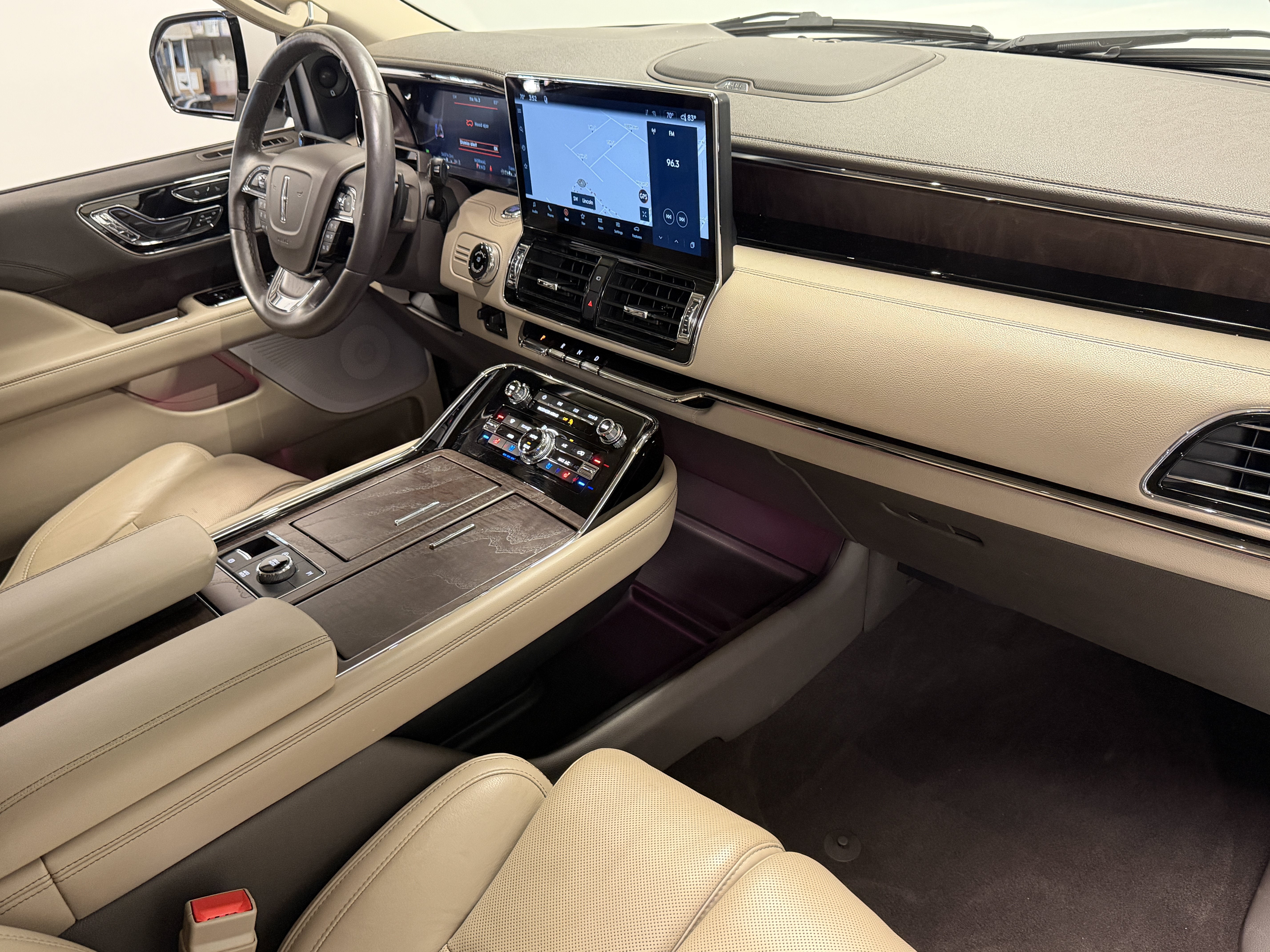 2023 Lincoln Navigator L Reserve