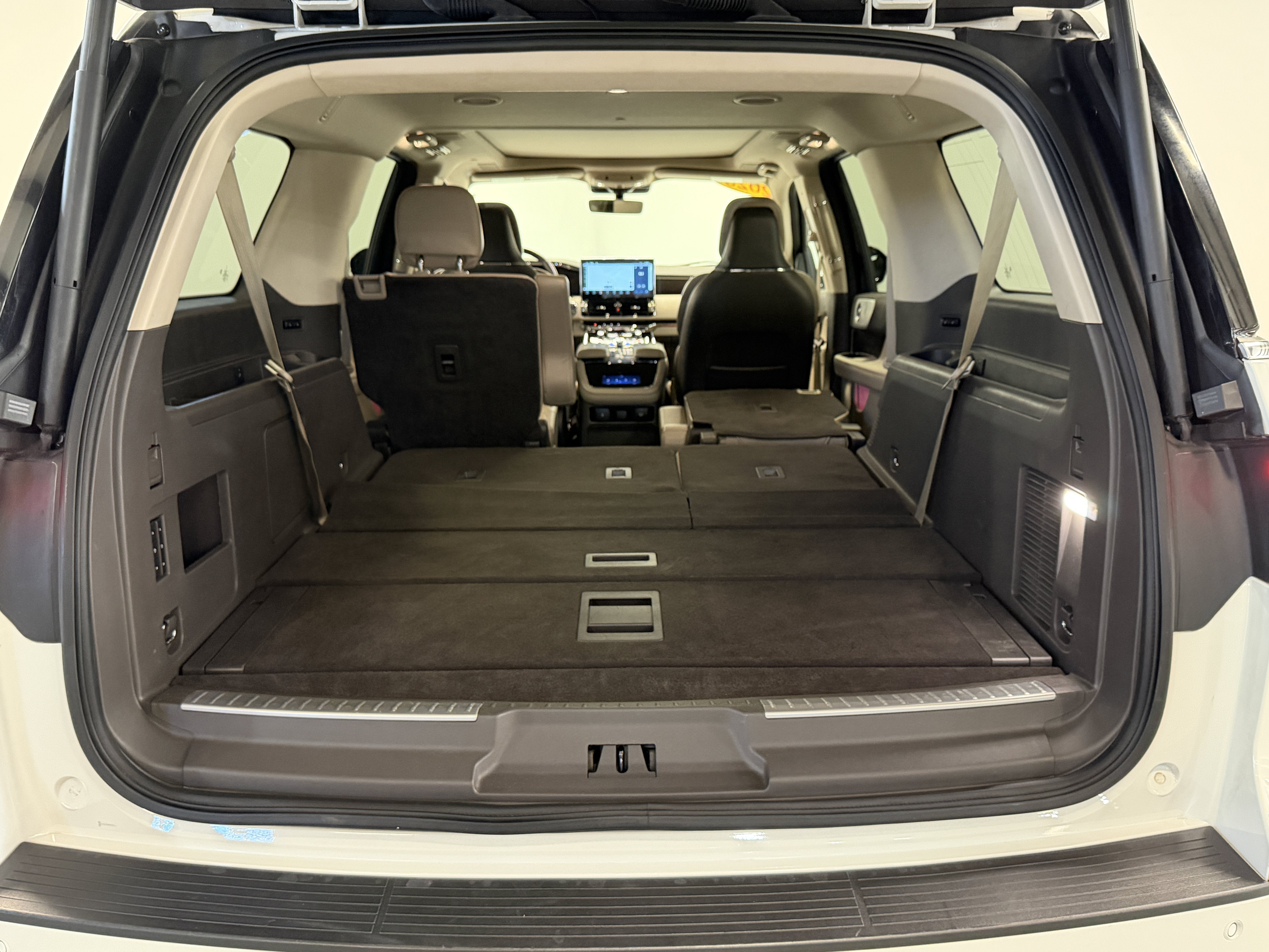 2023 Lincoln Navigator L Reserve