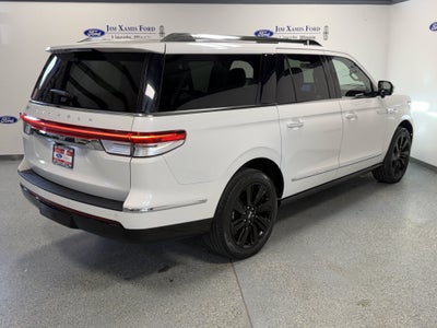 2023 Lincoln Navigator L Reserve