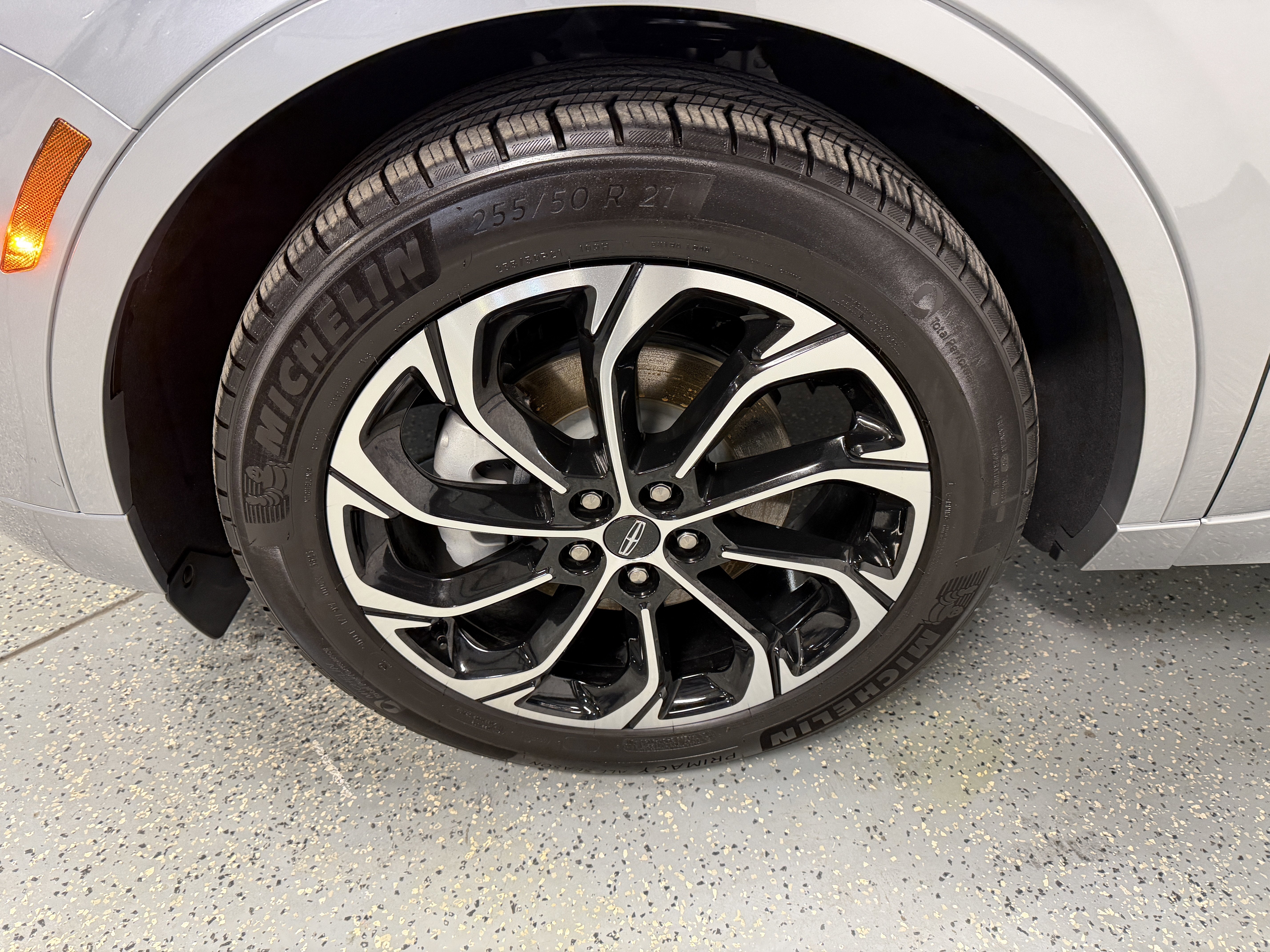 2025 Lincoln Nautilus Reserve