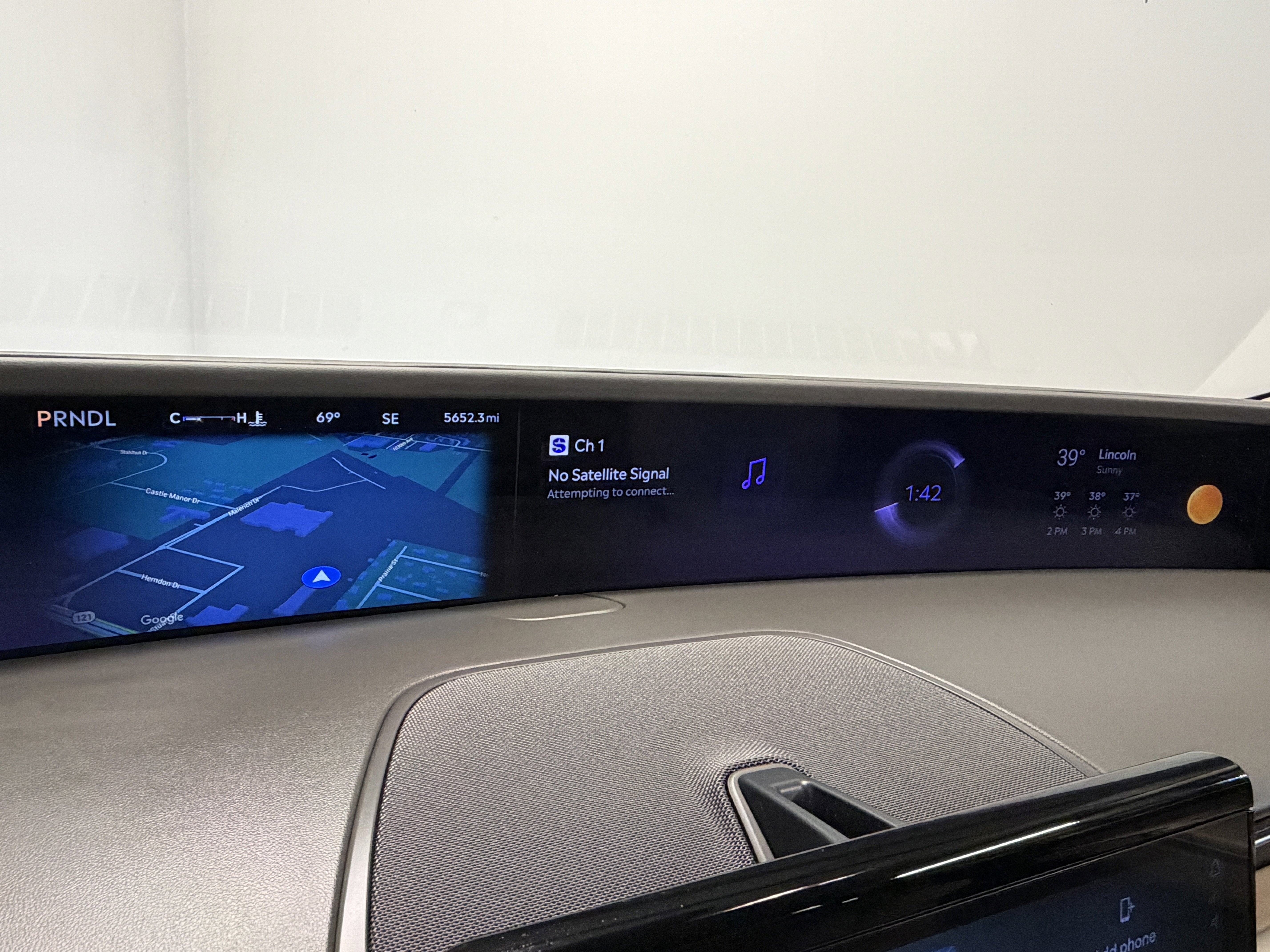 2025 Lincoln Nautilus Reserve