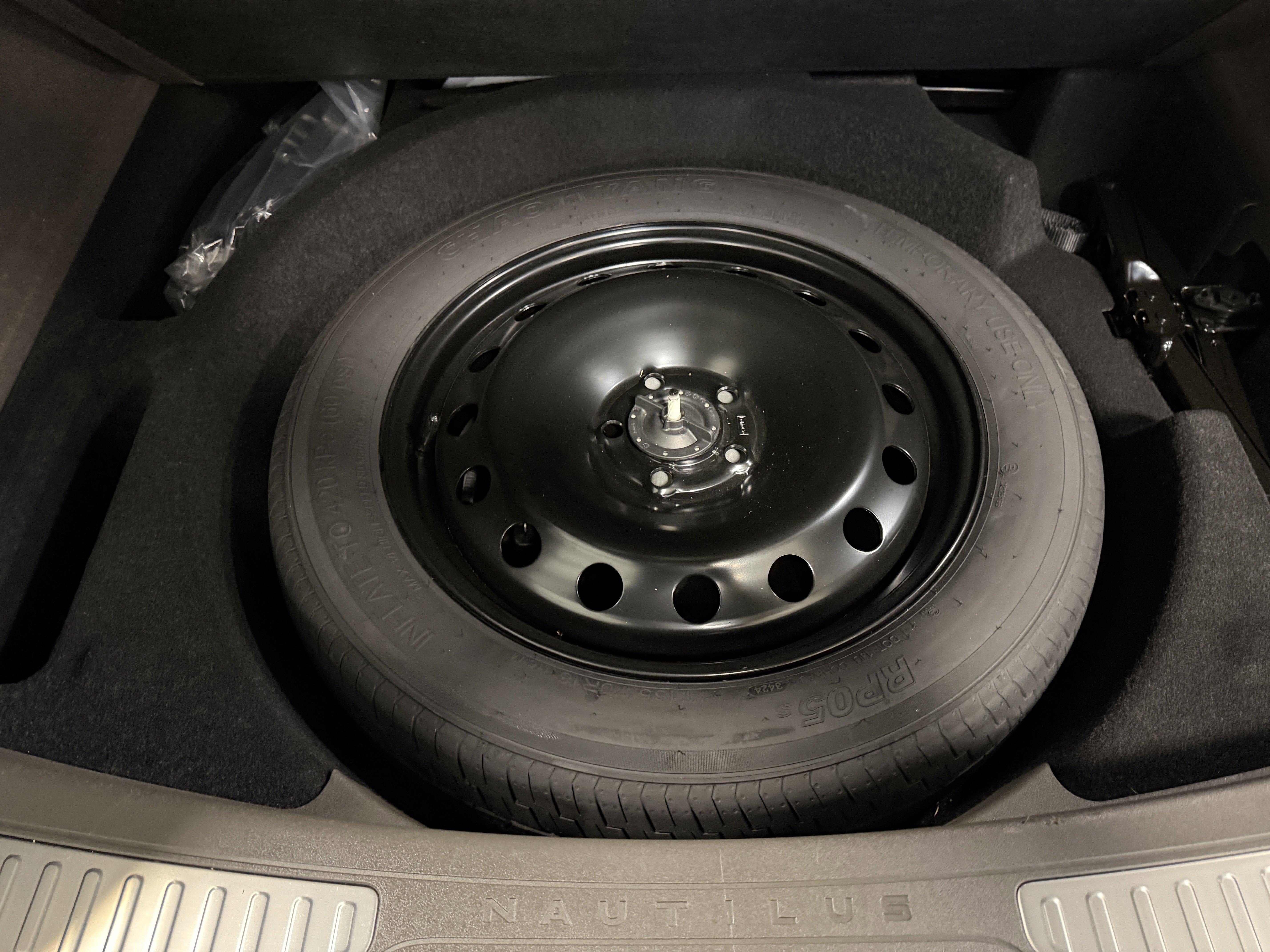 2025 Lincoln Nautilus Reserve