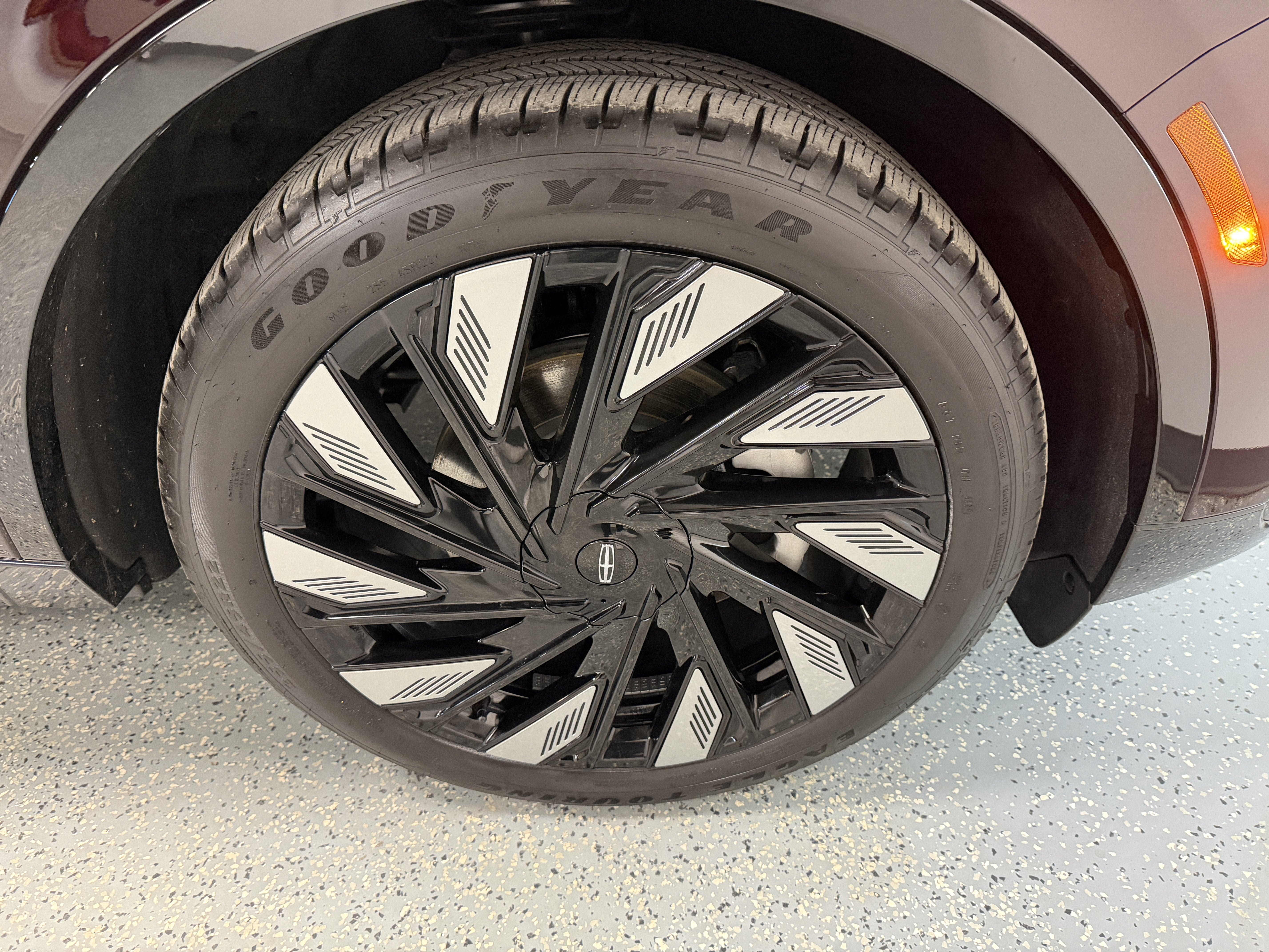 2025 Lincoln Nautilus Reserve