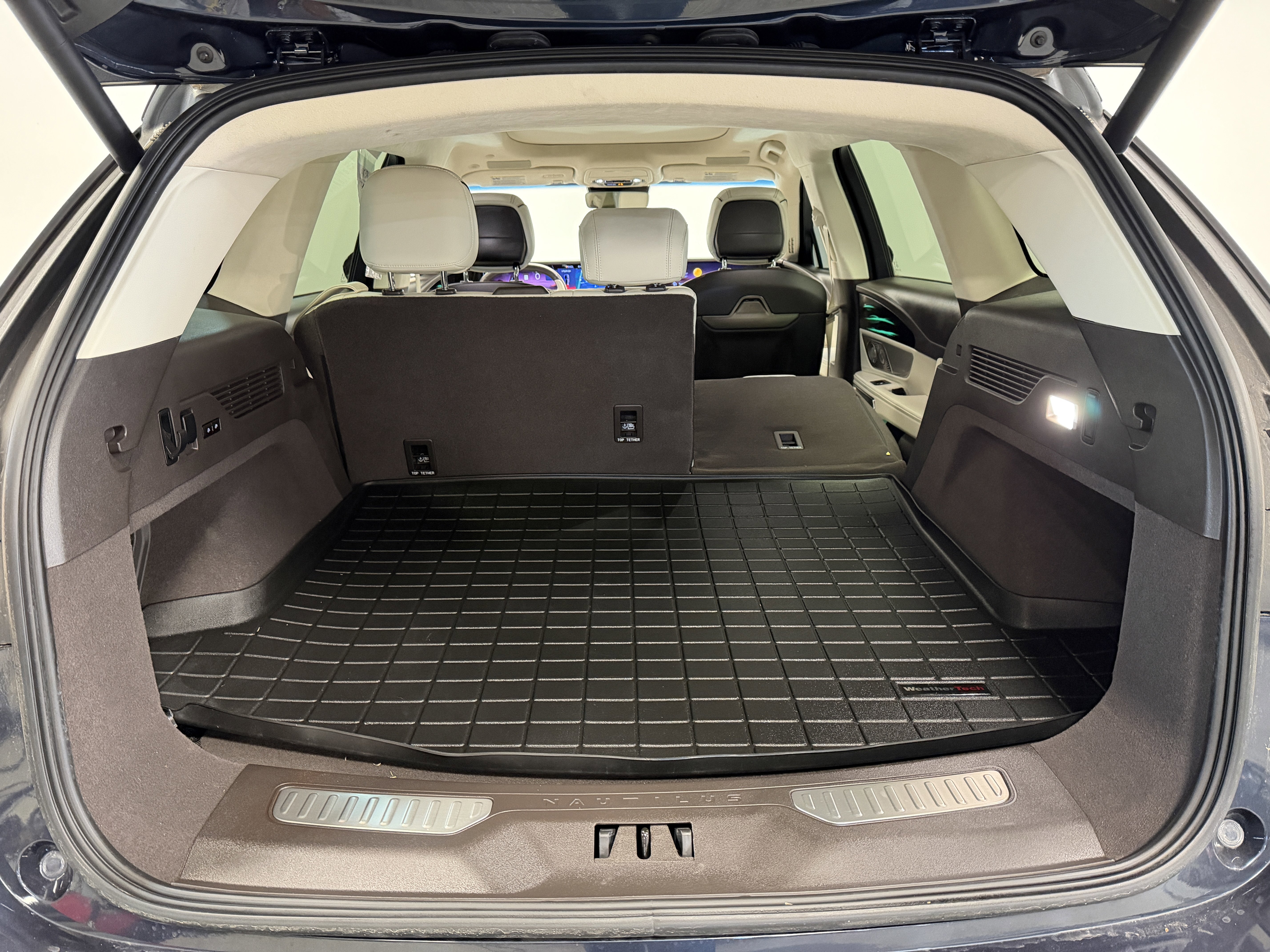 2024 Lincoln Nautilus Black Label