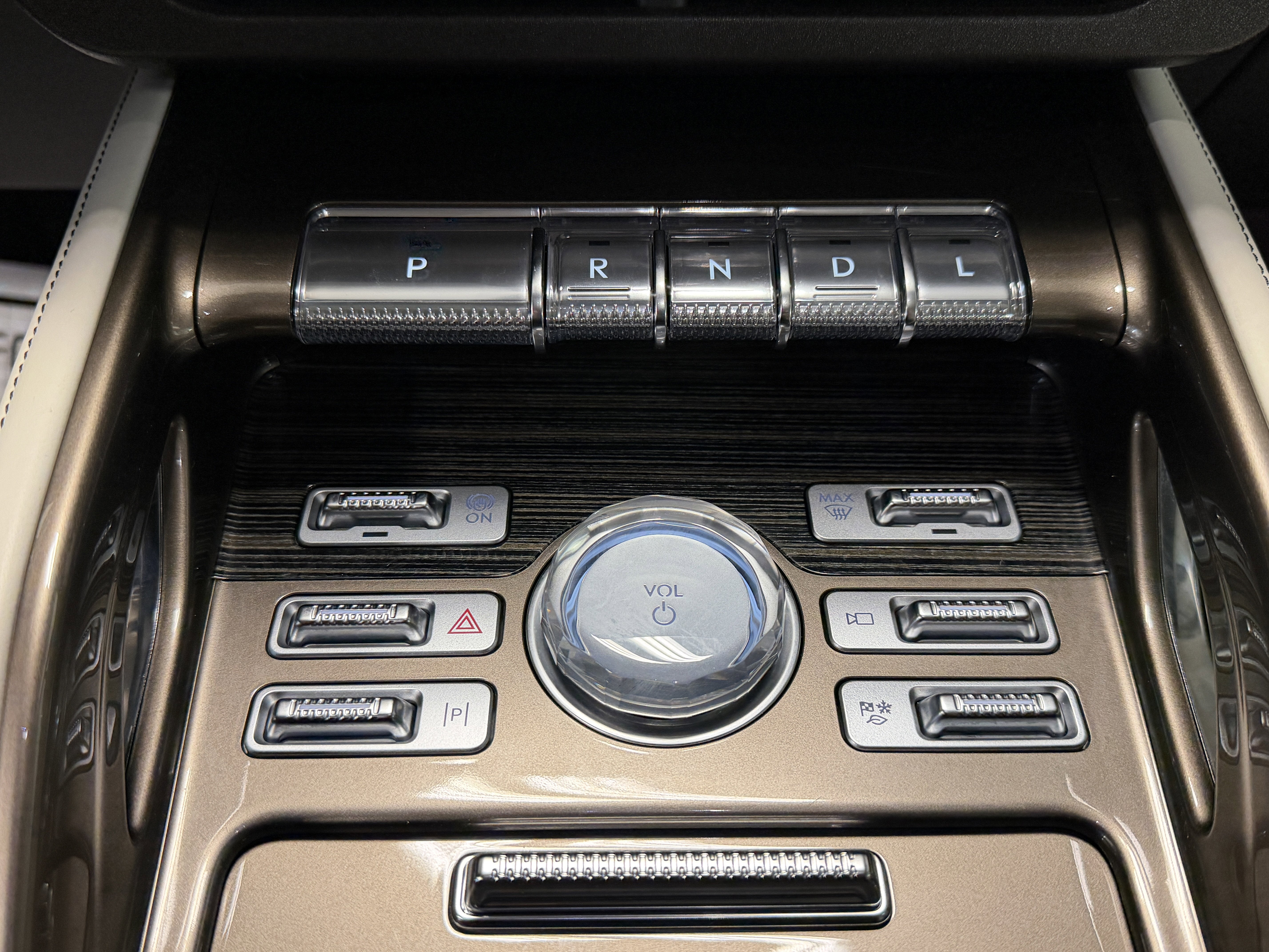 2024 Lincoln Nautilus Black Label