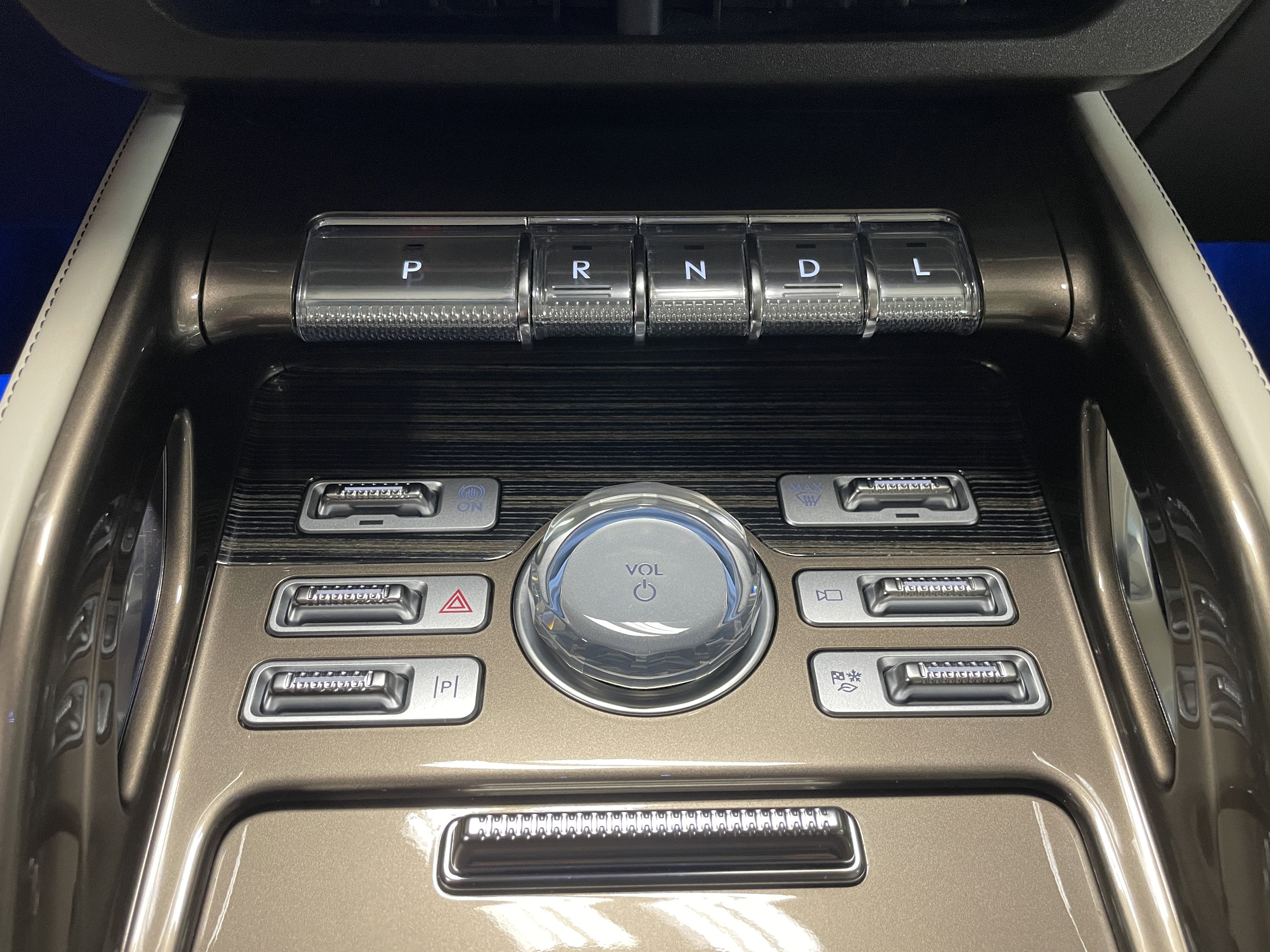 2024 Lincoln Nautilus Black Label