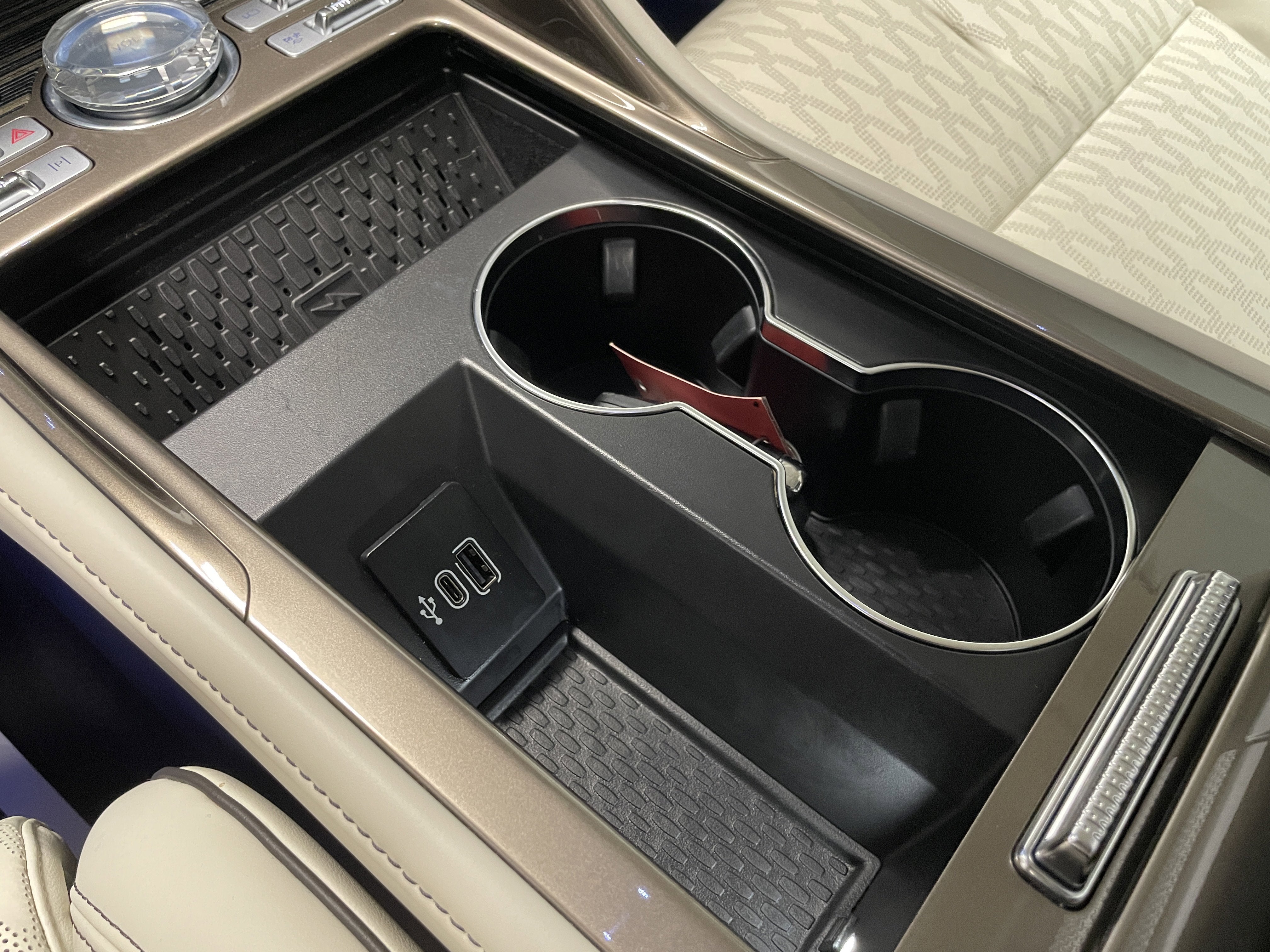 2024 Lincoln Nautilus Black Label