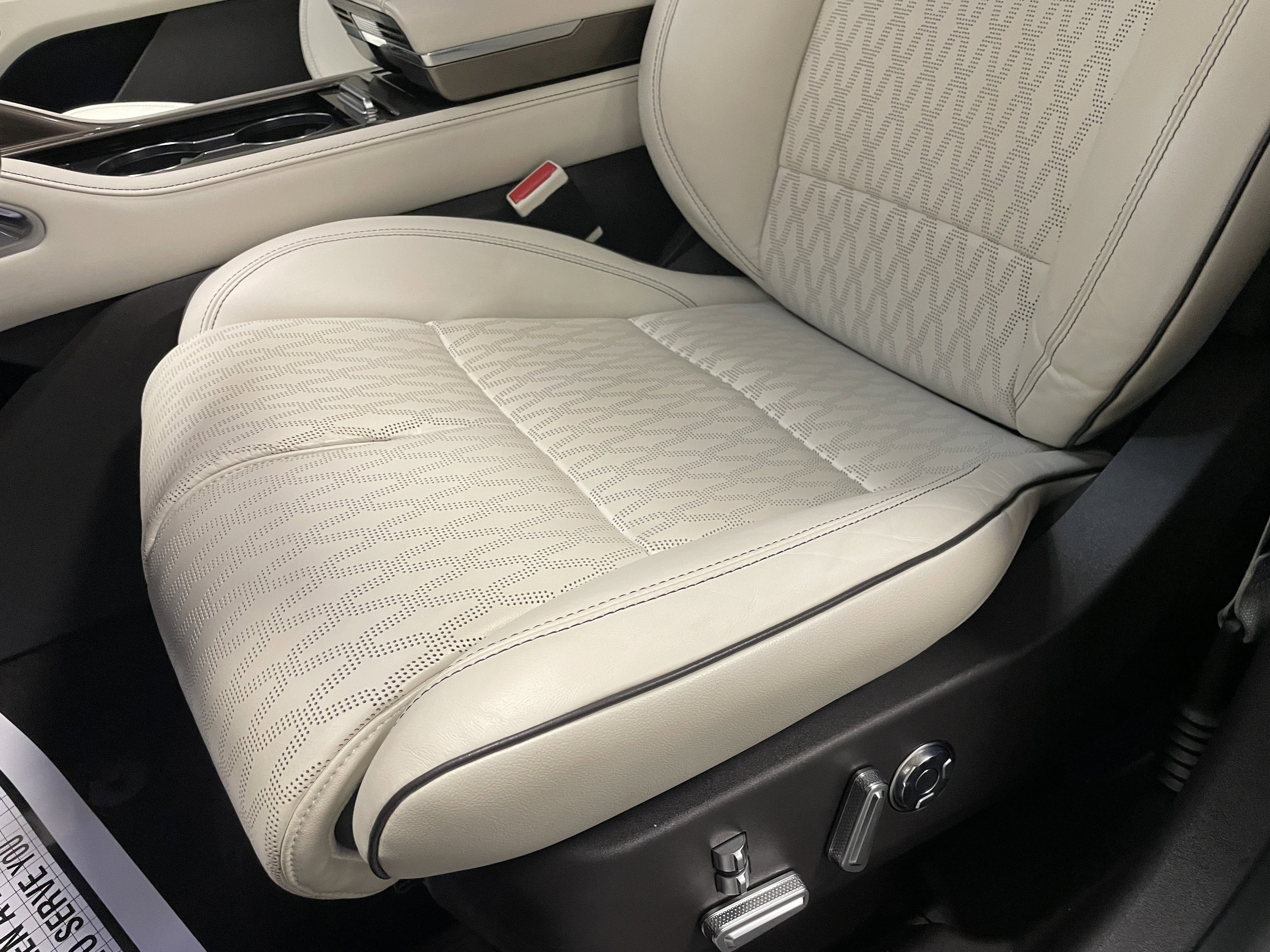 2024 Lincoln Nautilus Black Label