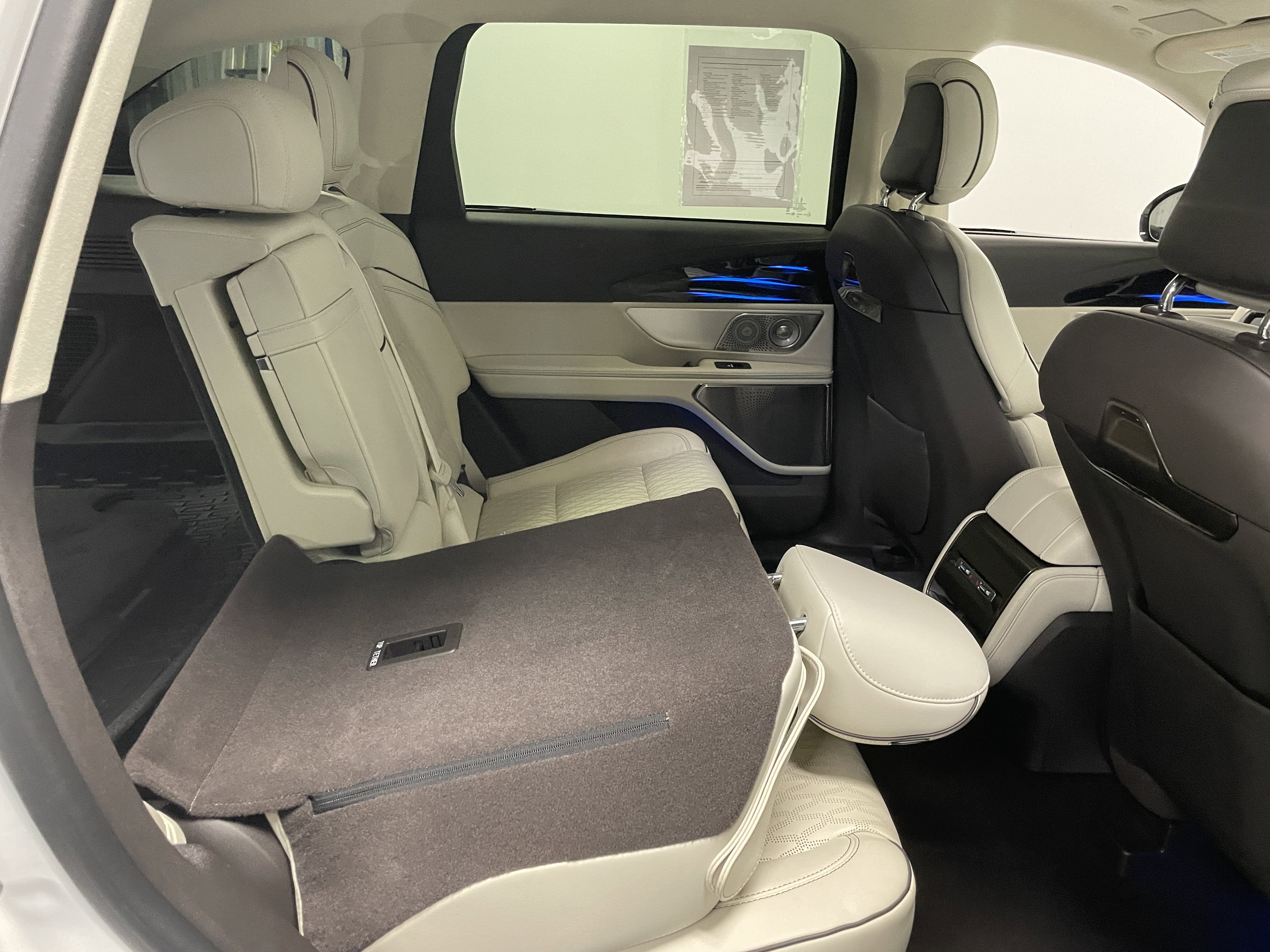 2024 Lincoln Nautilus Black Label