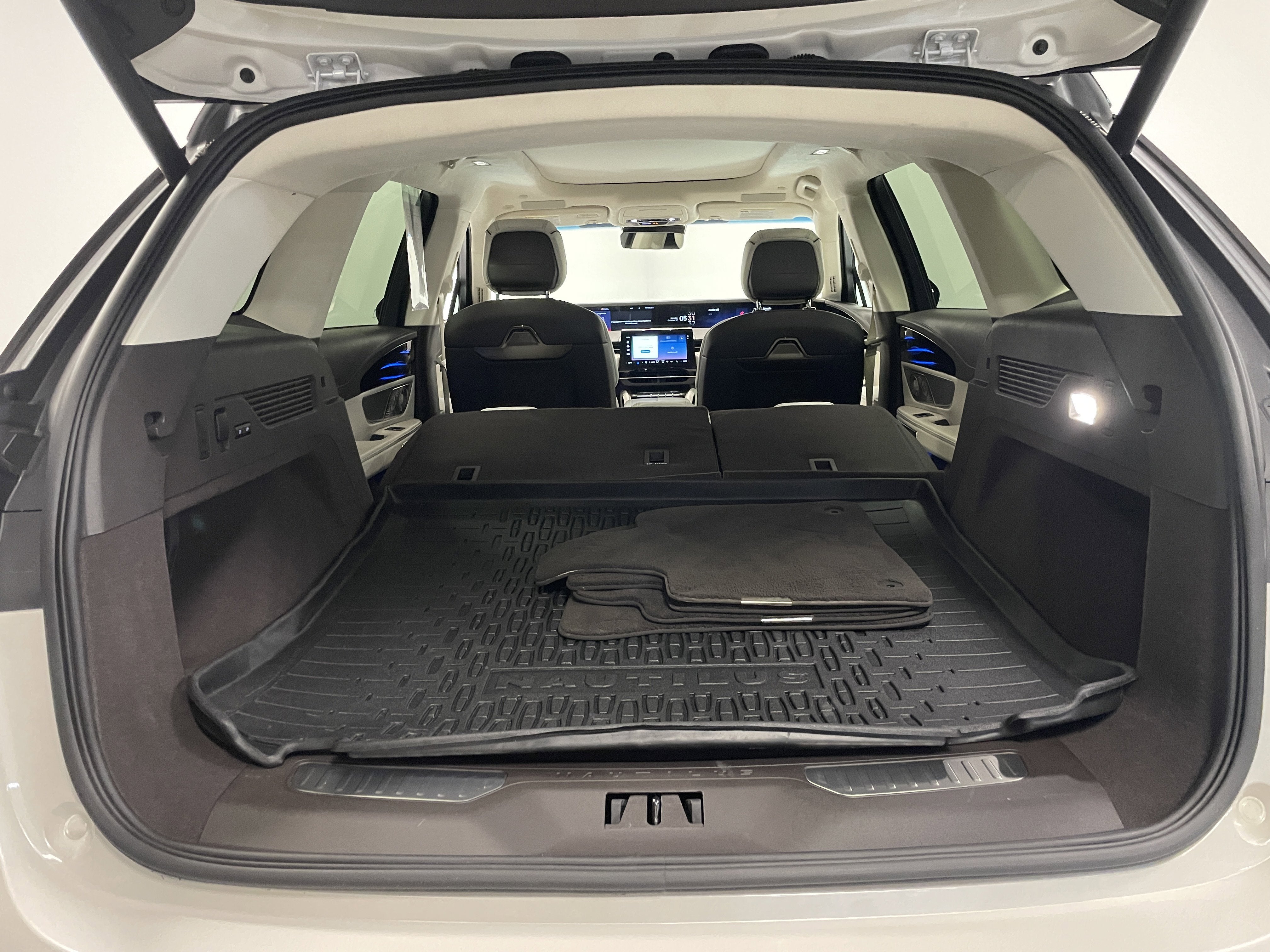 2024 Lincoln Nautilus Black Label