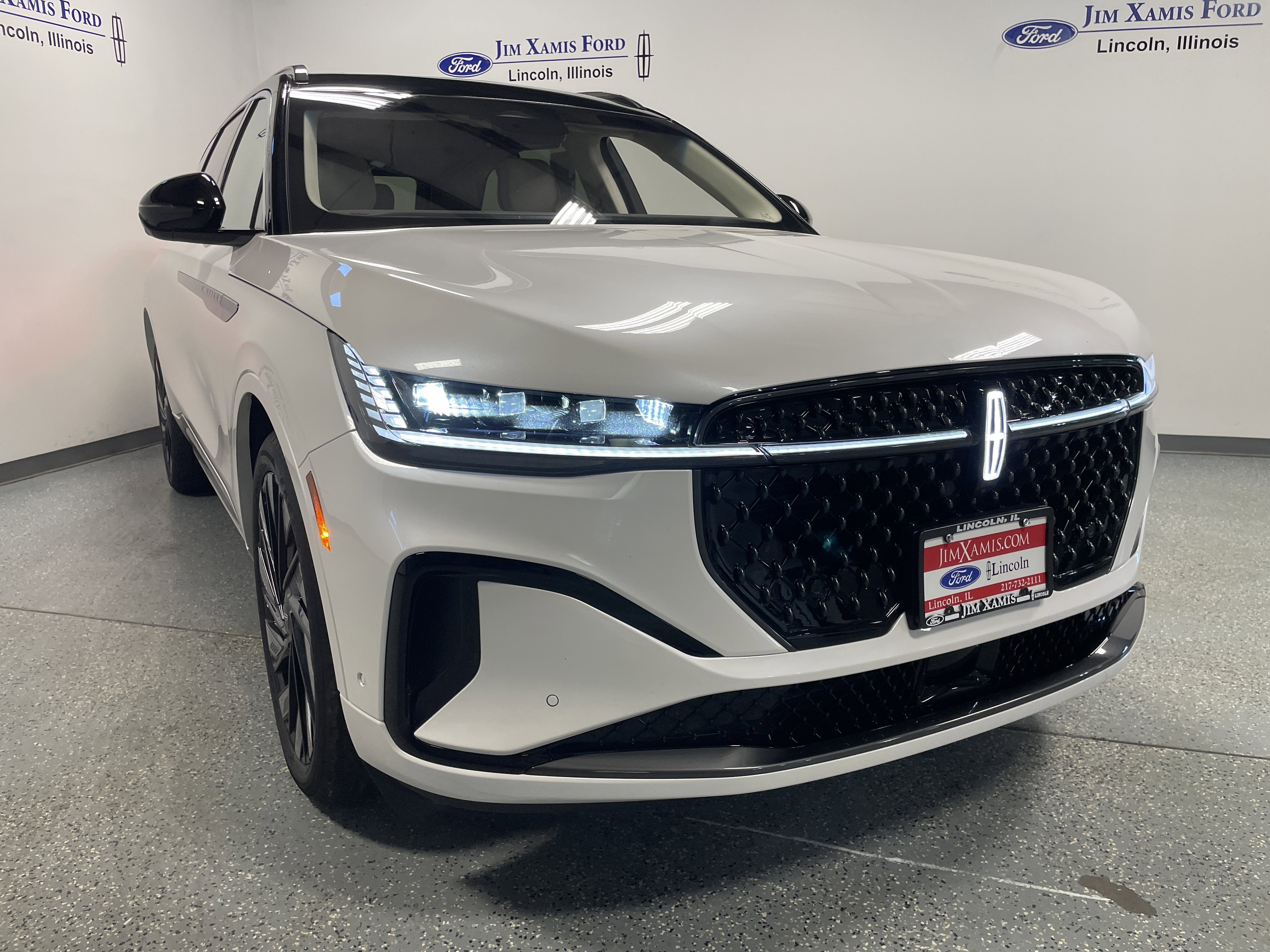 2024 Lincoln Nautilus Black Label