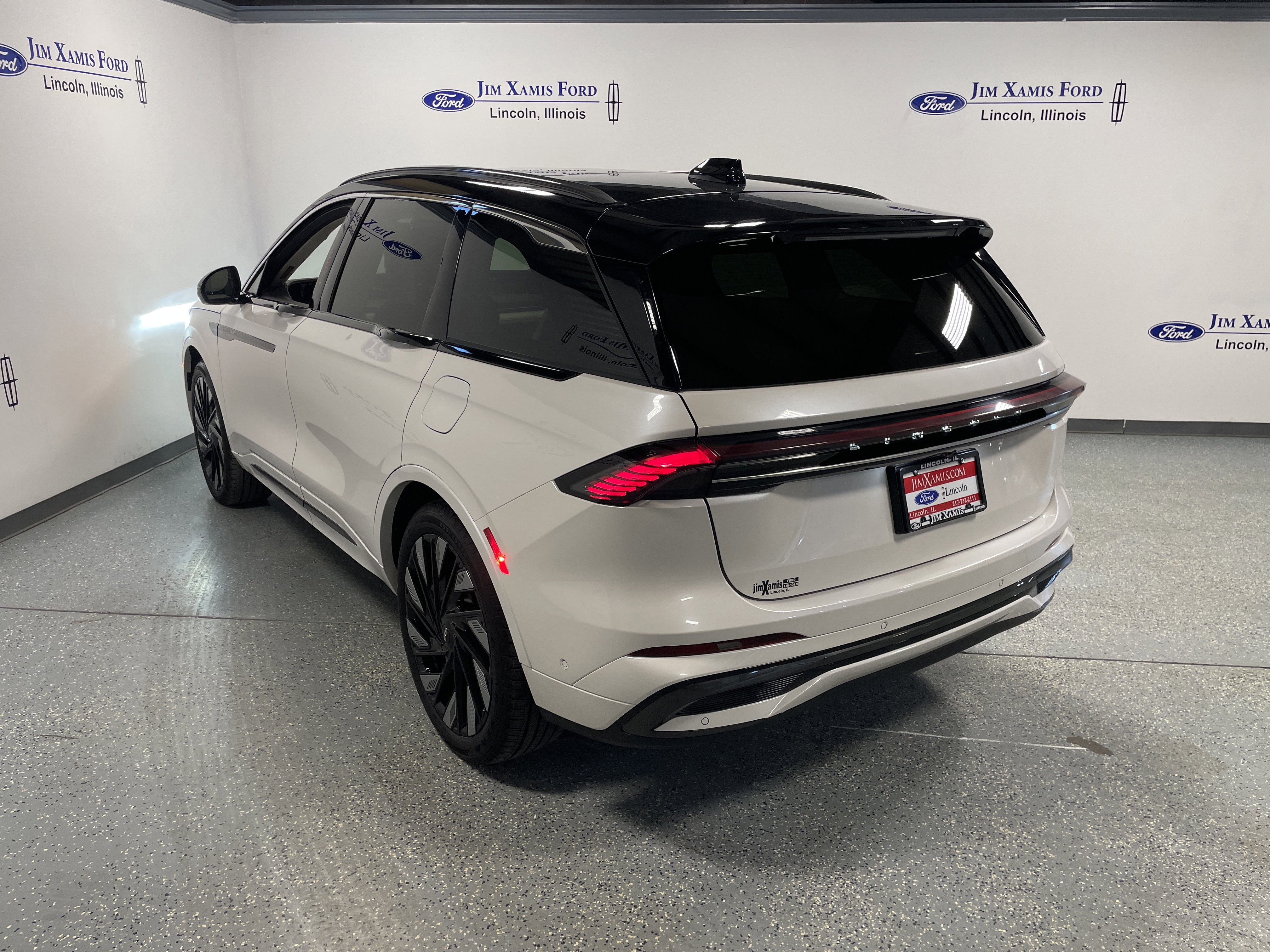 2024 Lincoln Nautilus Black Label