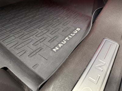 2024 Lincoln Nautilus Black Label