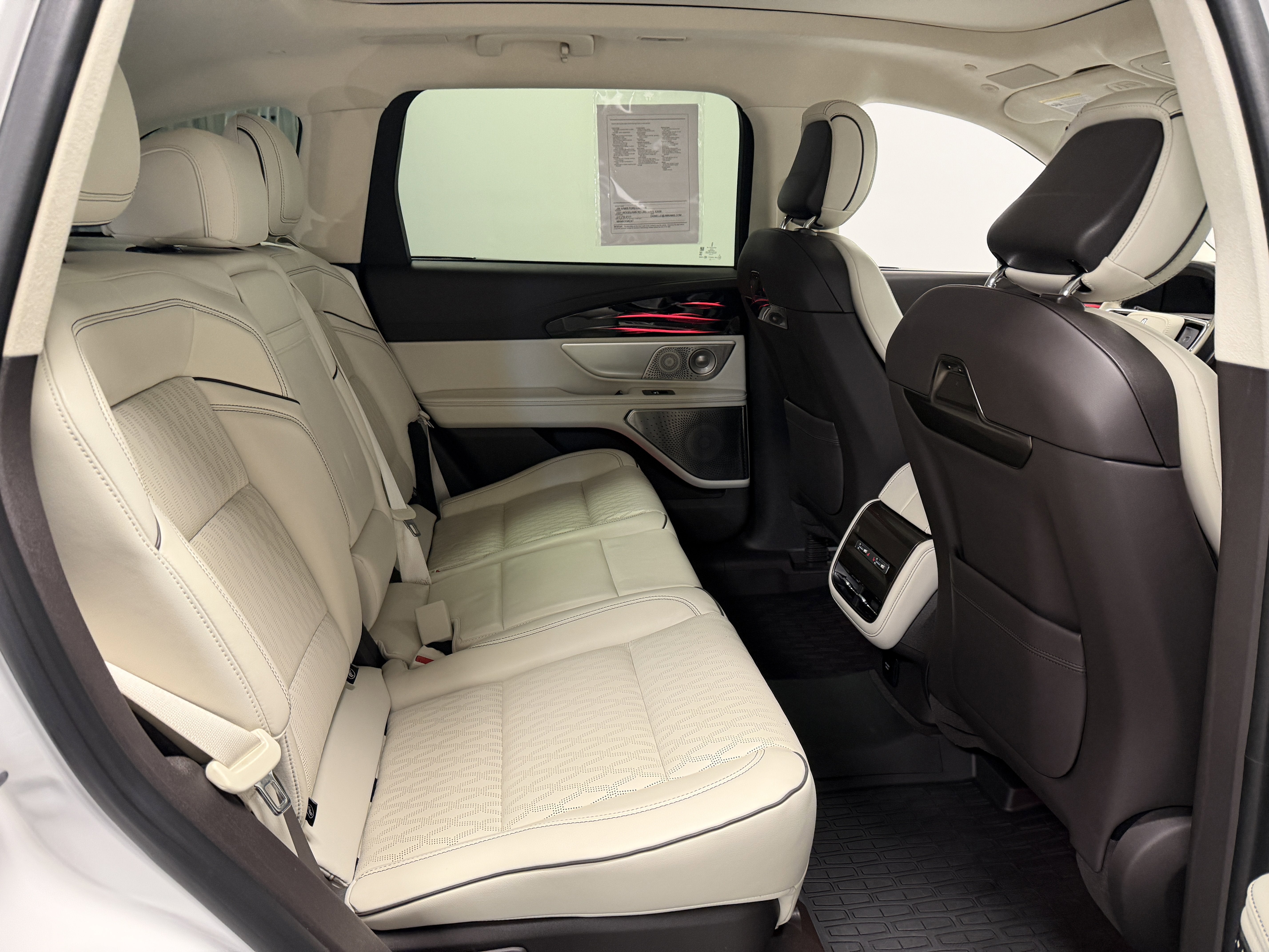 2024 Lincoln Nautilus Black Label