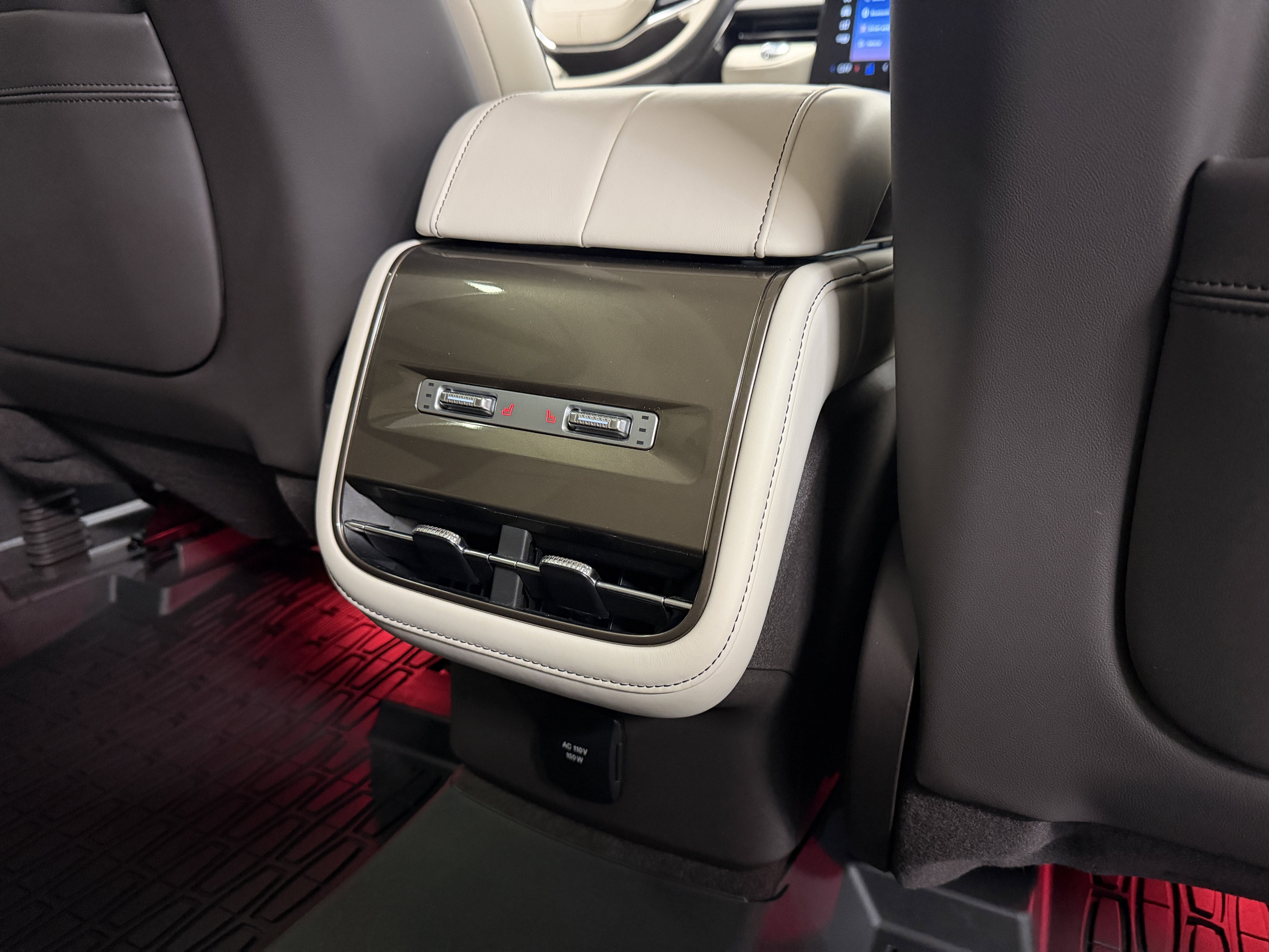 2024 Lincoln Nautilus Black Label