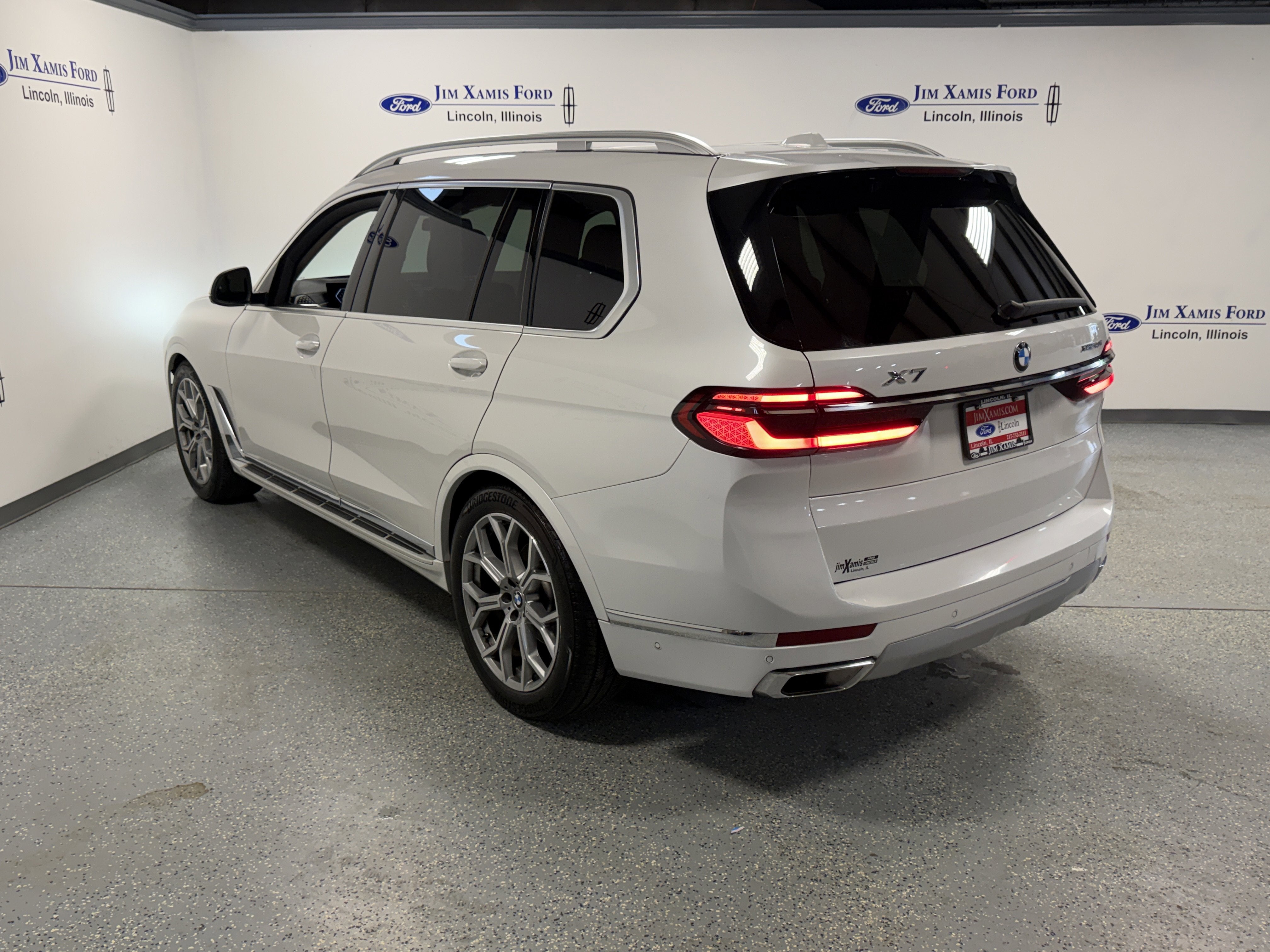 2025 BMW X7 xDrive40i