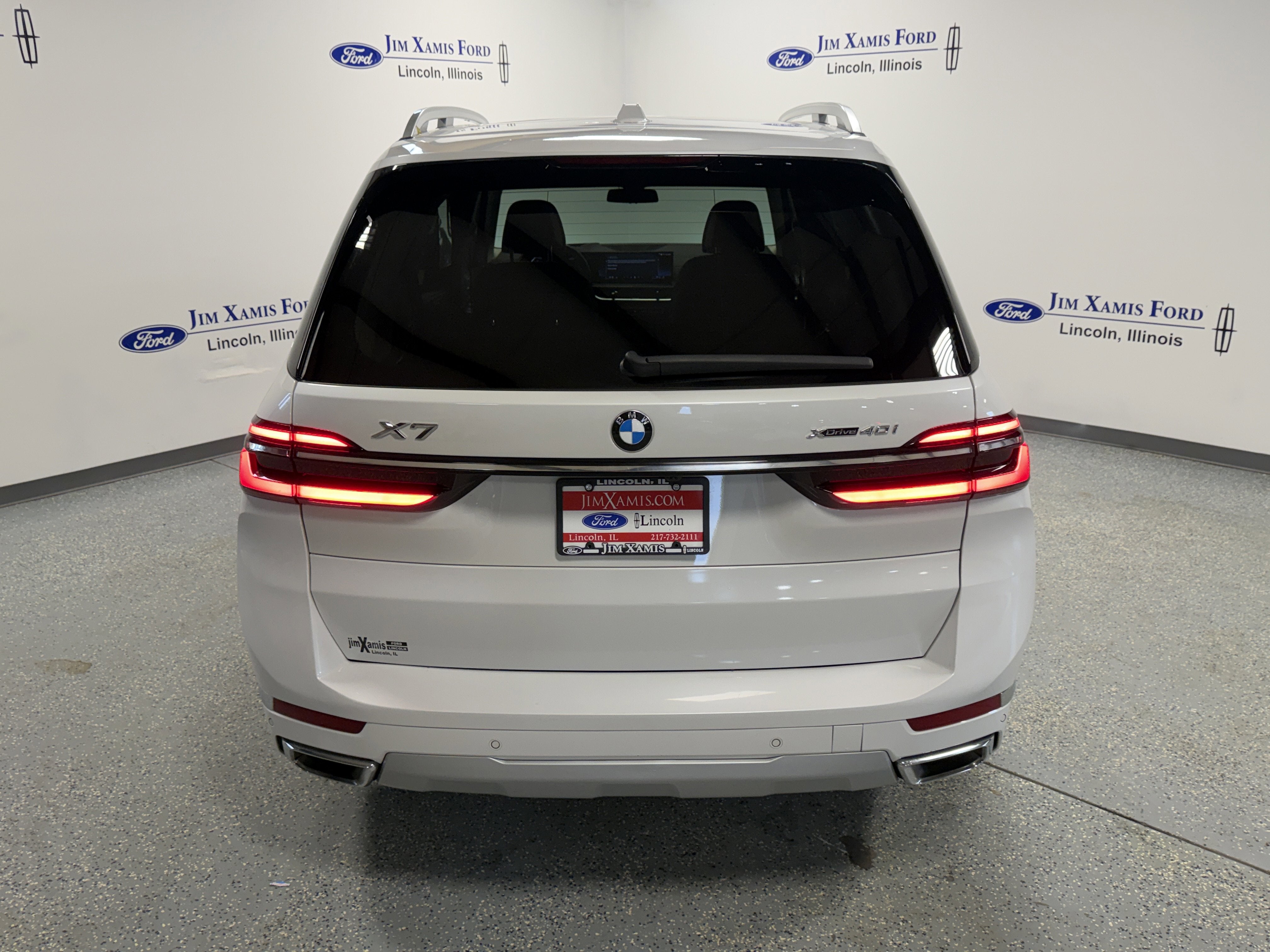 2025 BMW X7 xDrive40i