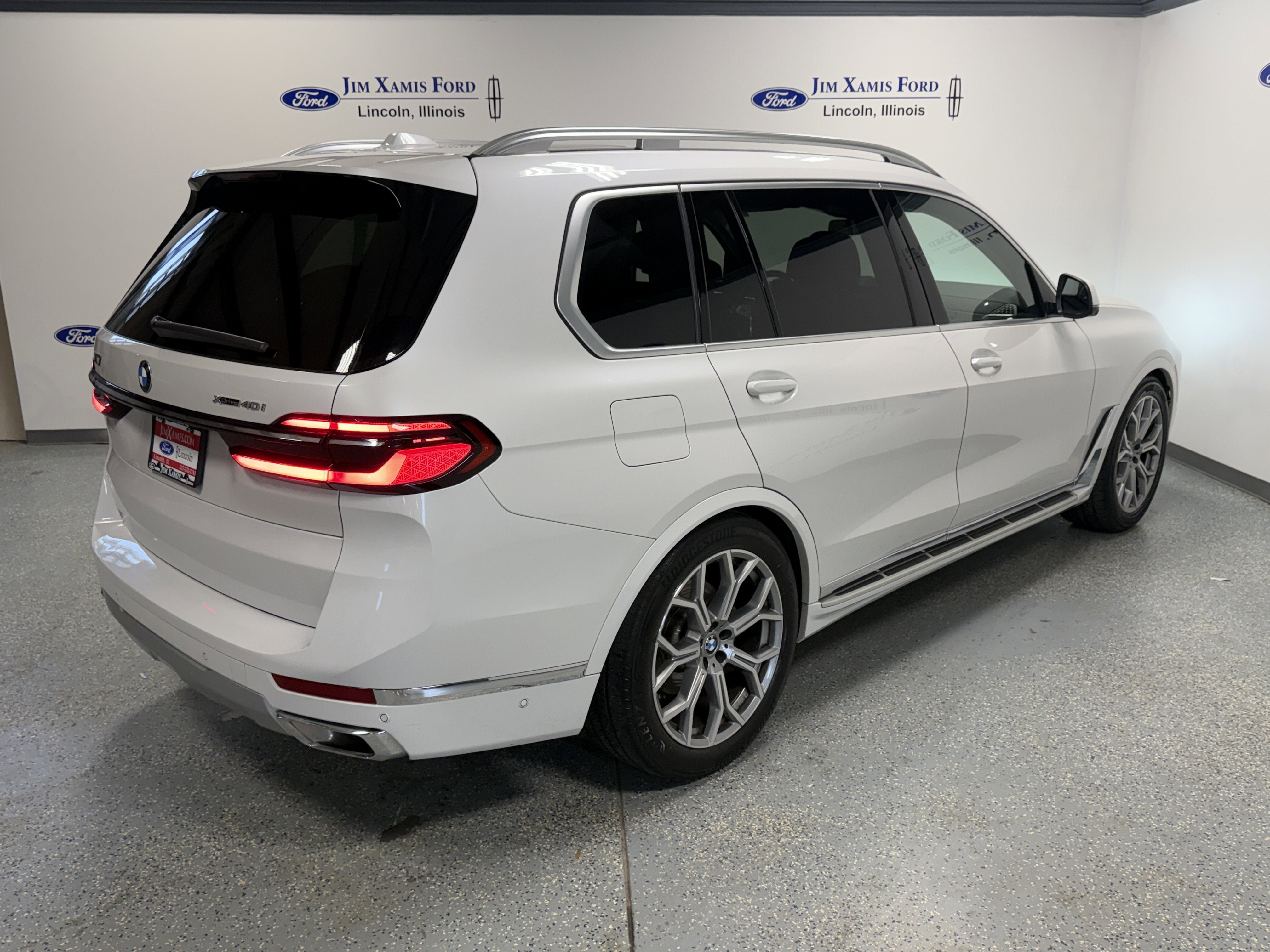 2025 BMW X7 xDrive40i