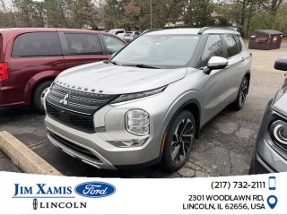 2024 Mitsubishi Outlander Base