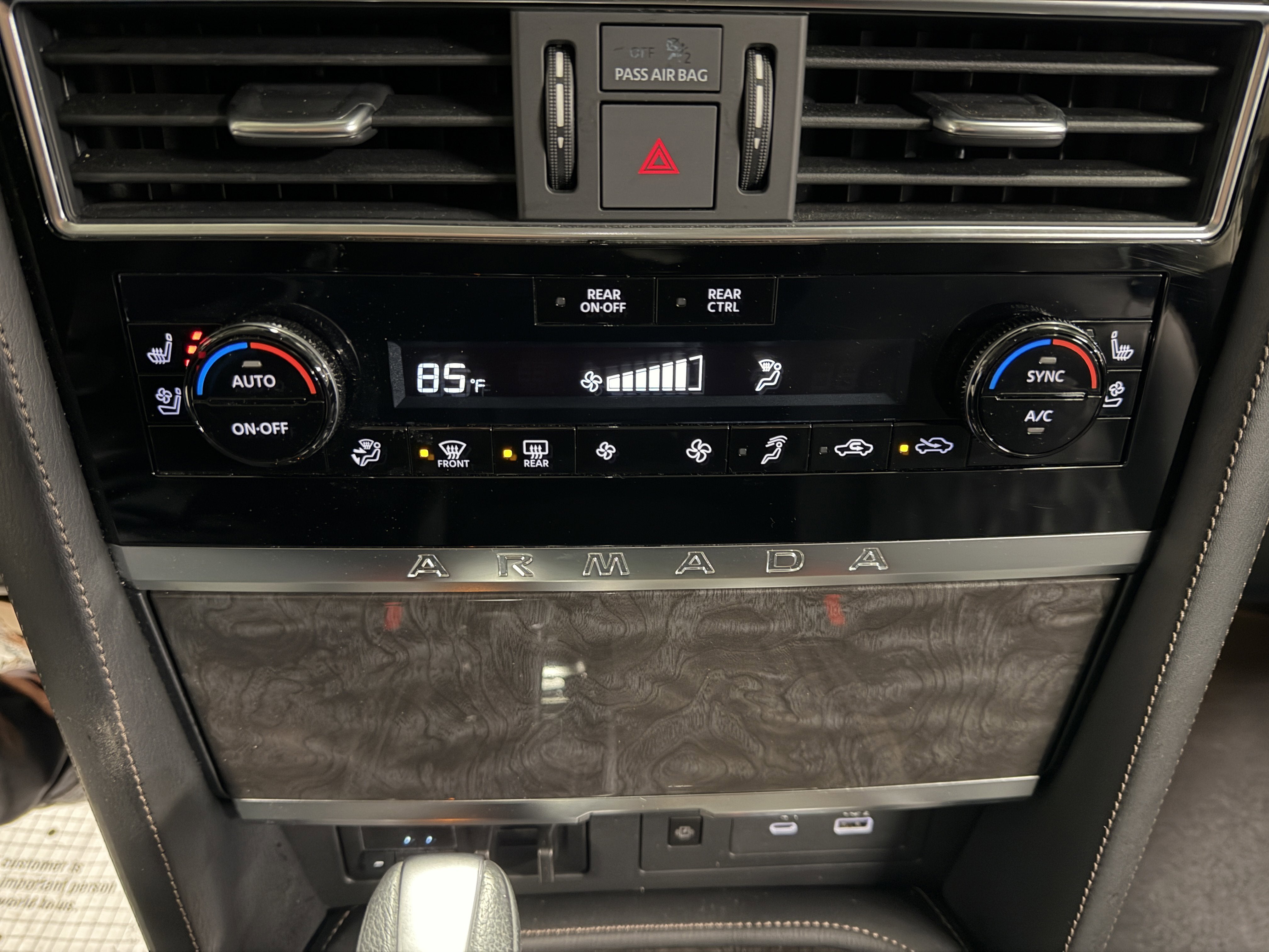 2024 Nissan Armada Platinum