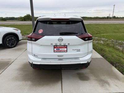 2025 Nissan Rogue Platinum