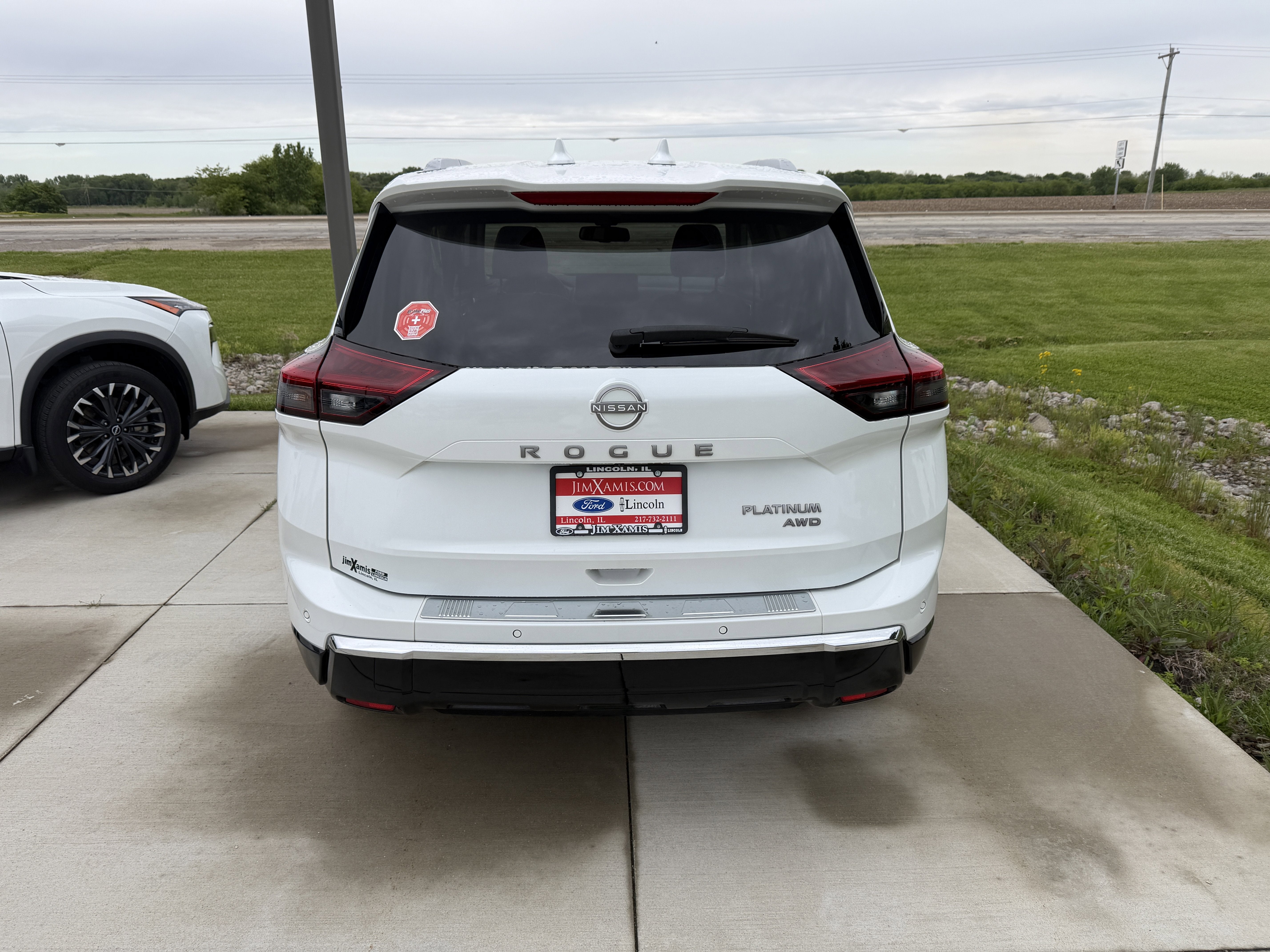 2025 Nissan Rogue Platinum