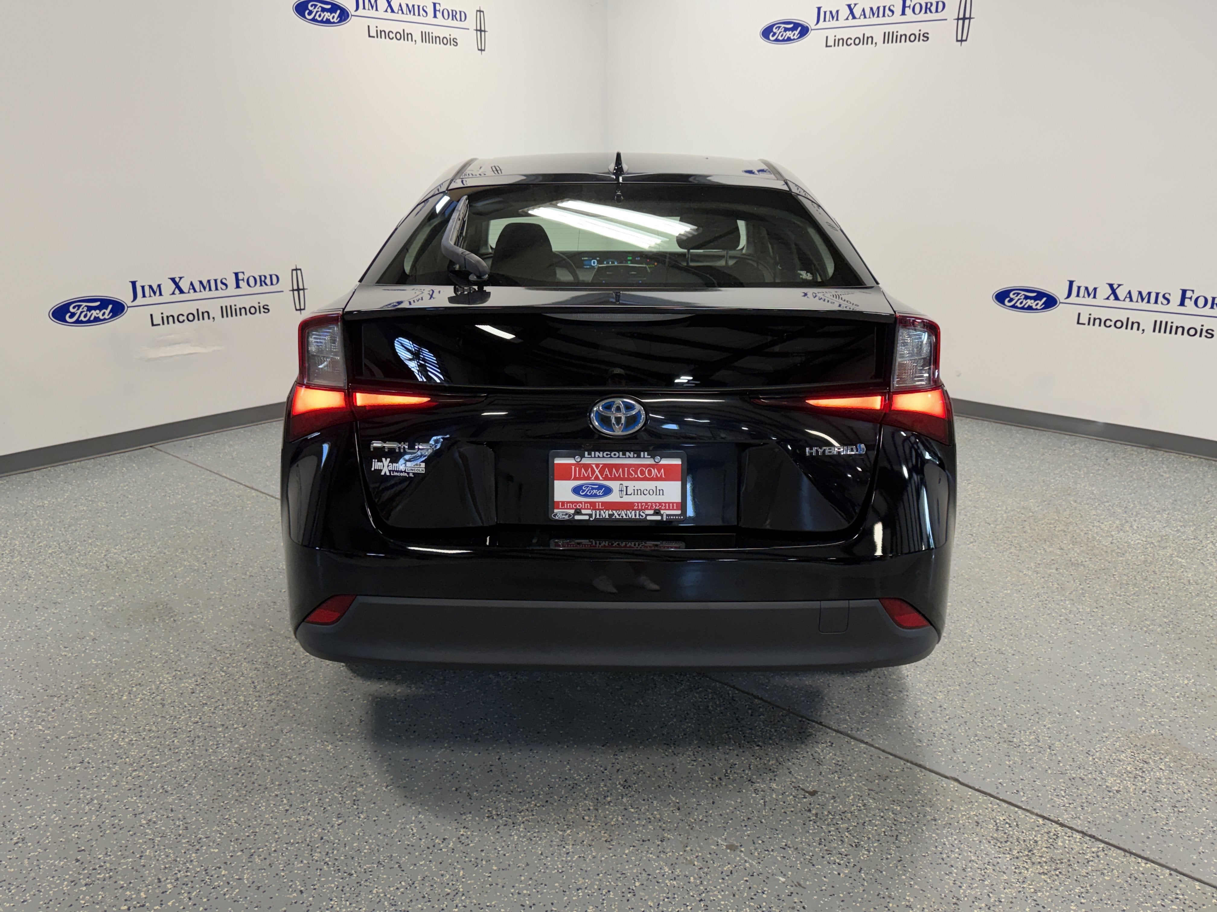 2019 Toyota Prius LE