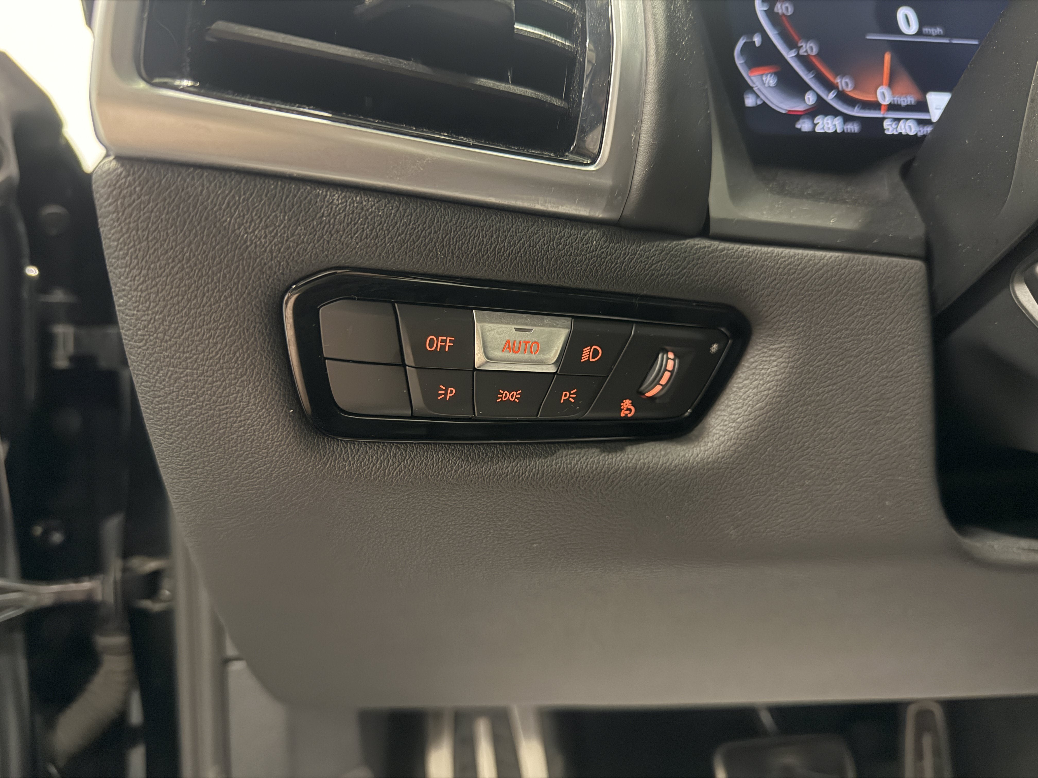 2022 BMW 8 Series 840i