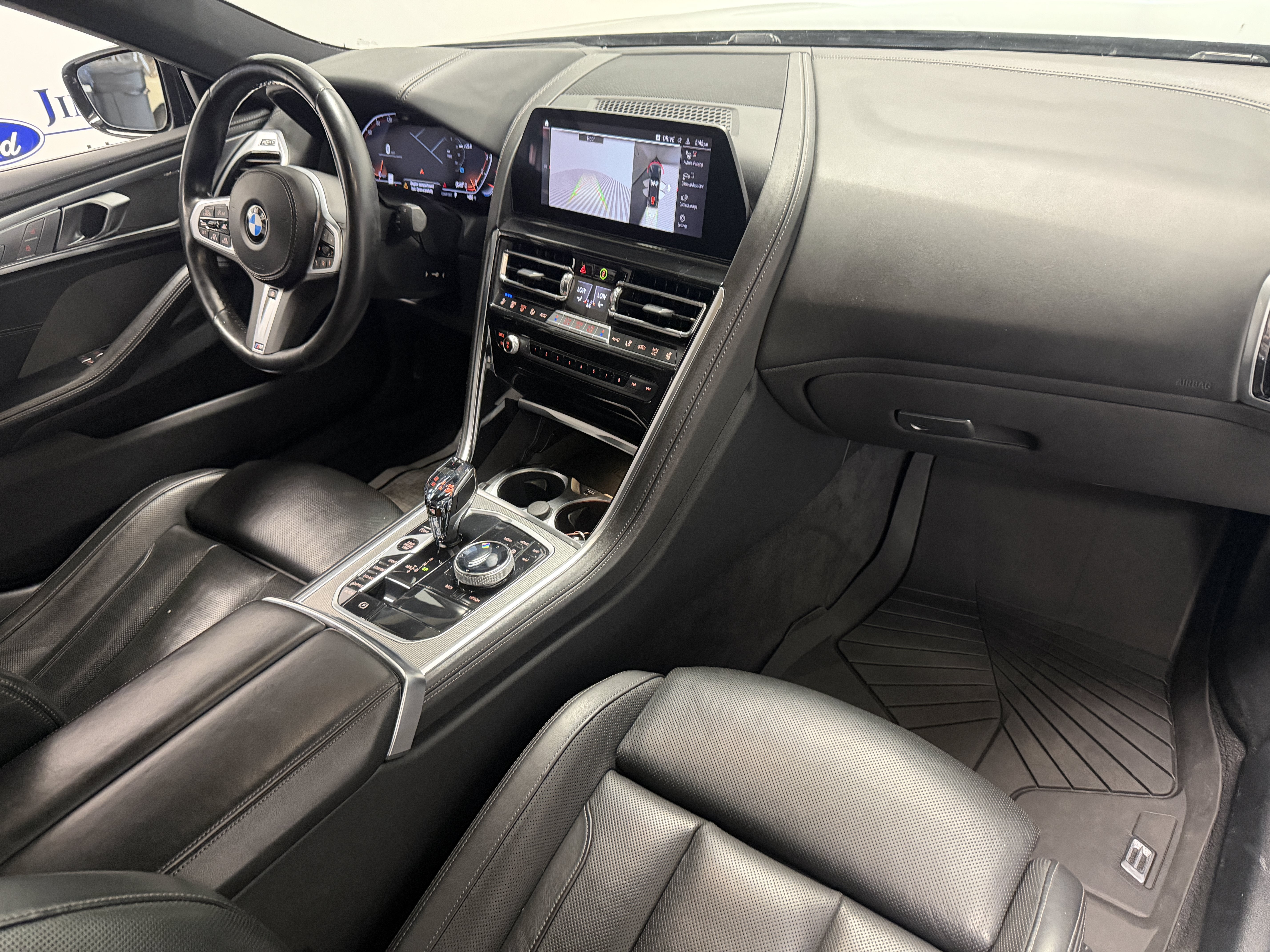 2022 BMW 8 Series 840i