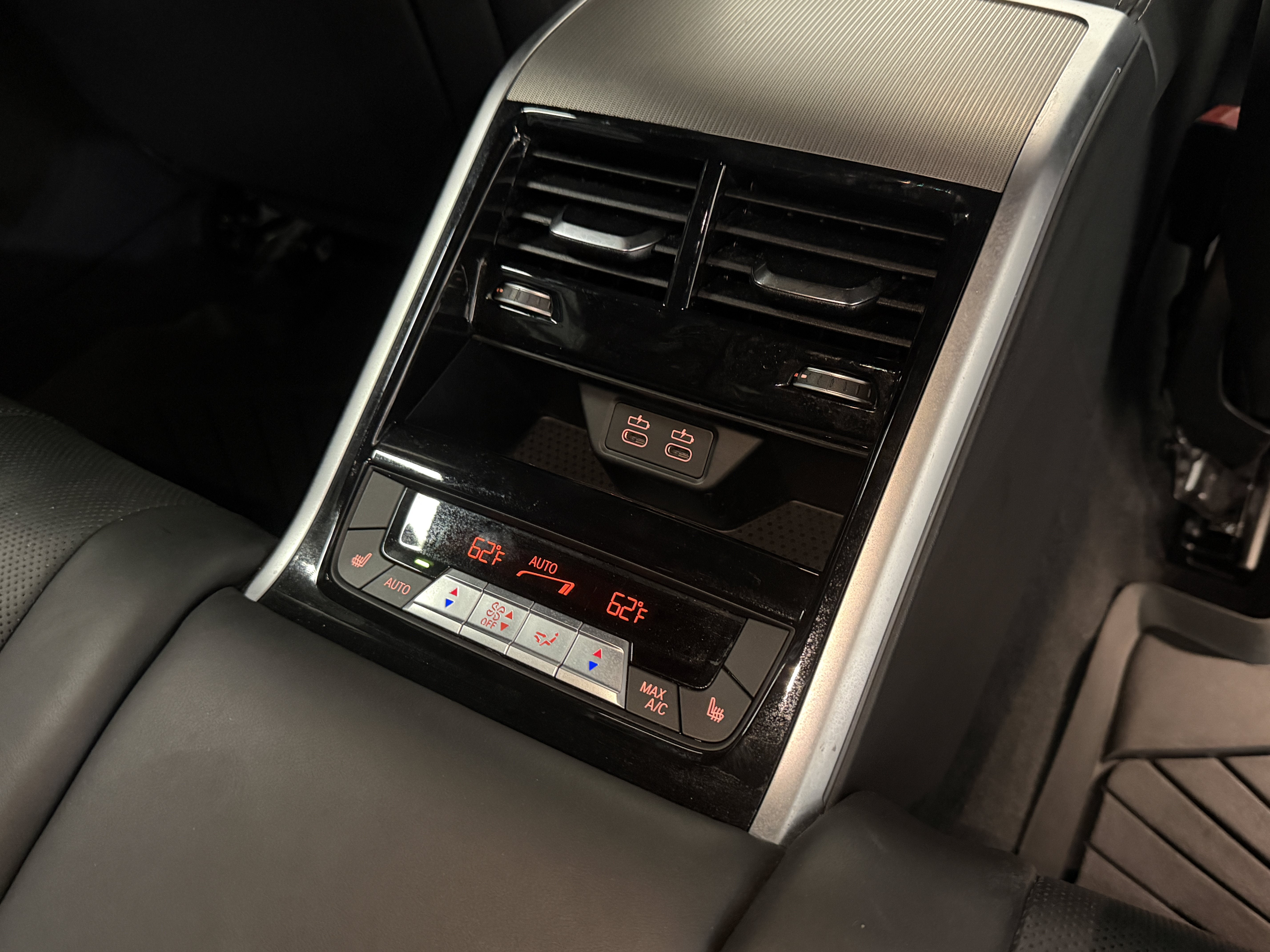 2022 BMW 8 Series 840i
