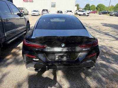 2022 BMW 8 Series 840i