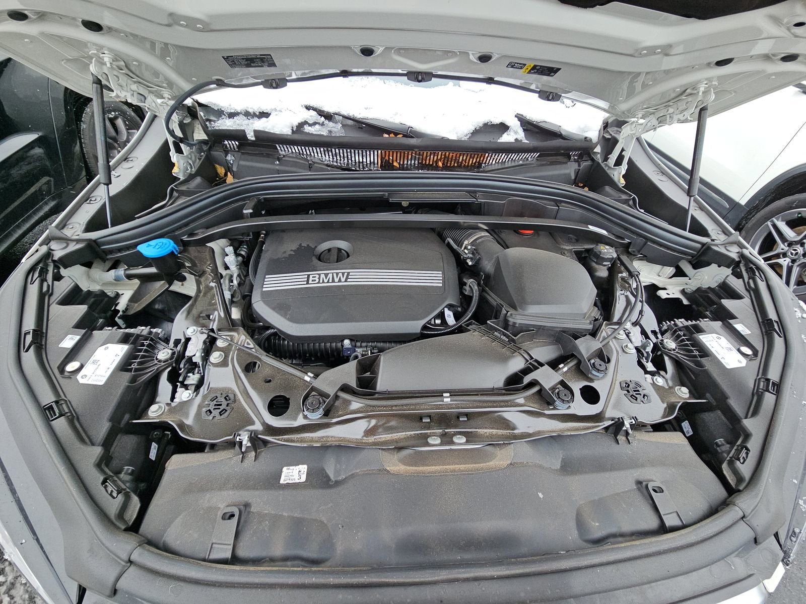 2025 BMW X2 xDrive28i