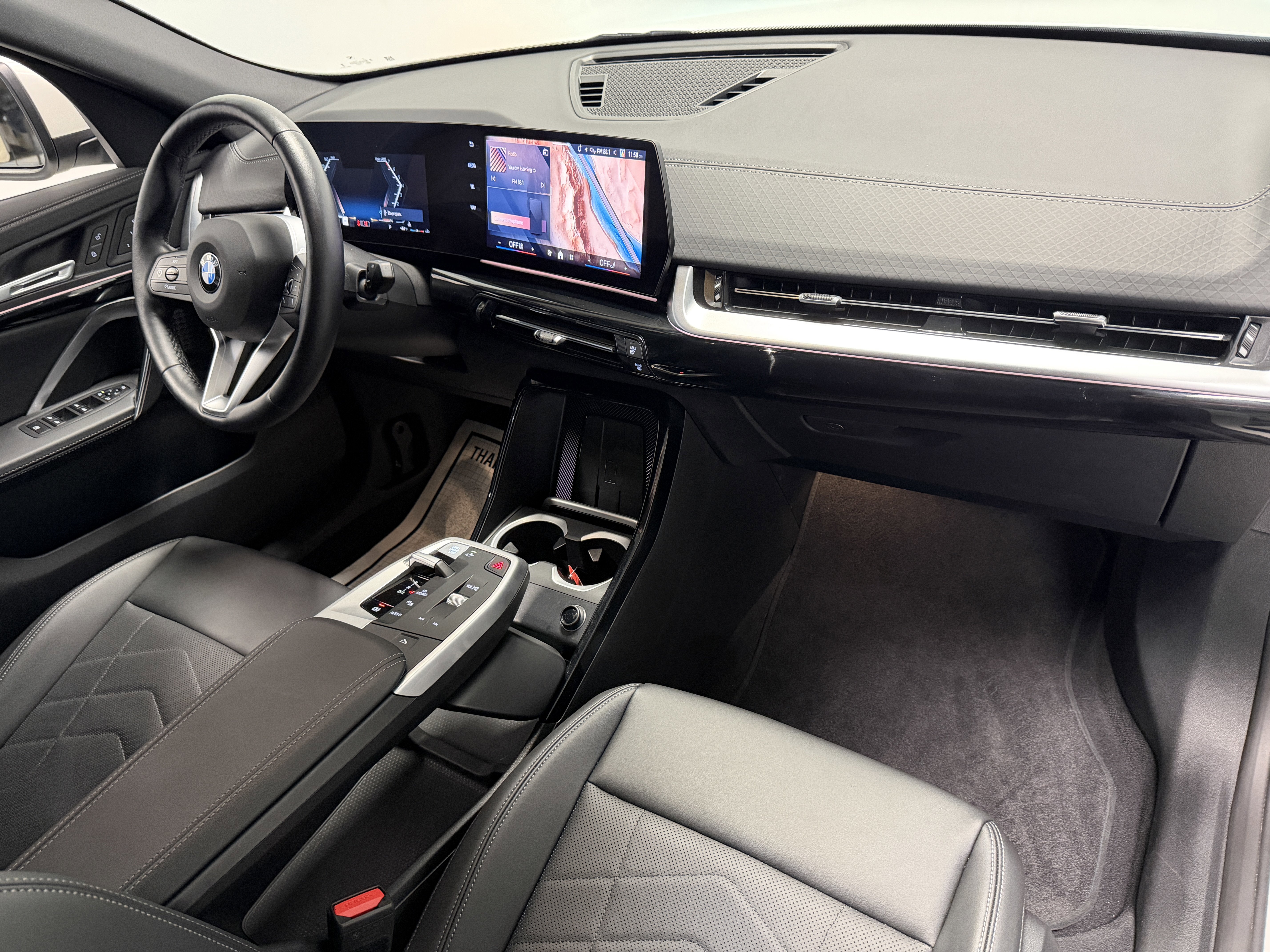 2025 BMW X2 xDrive28i