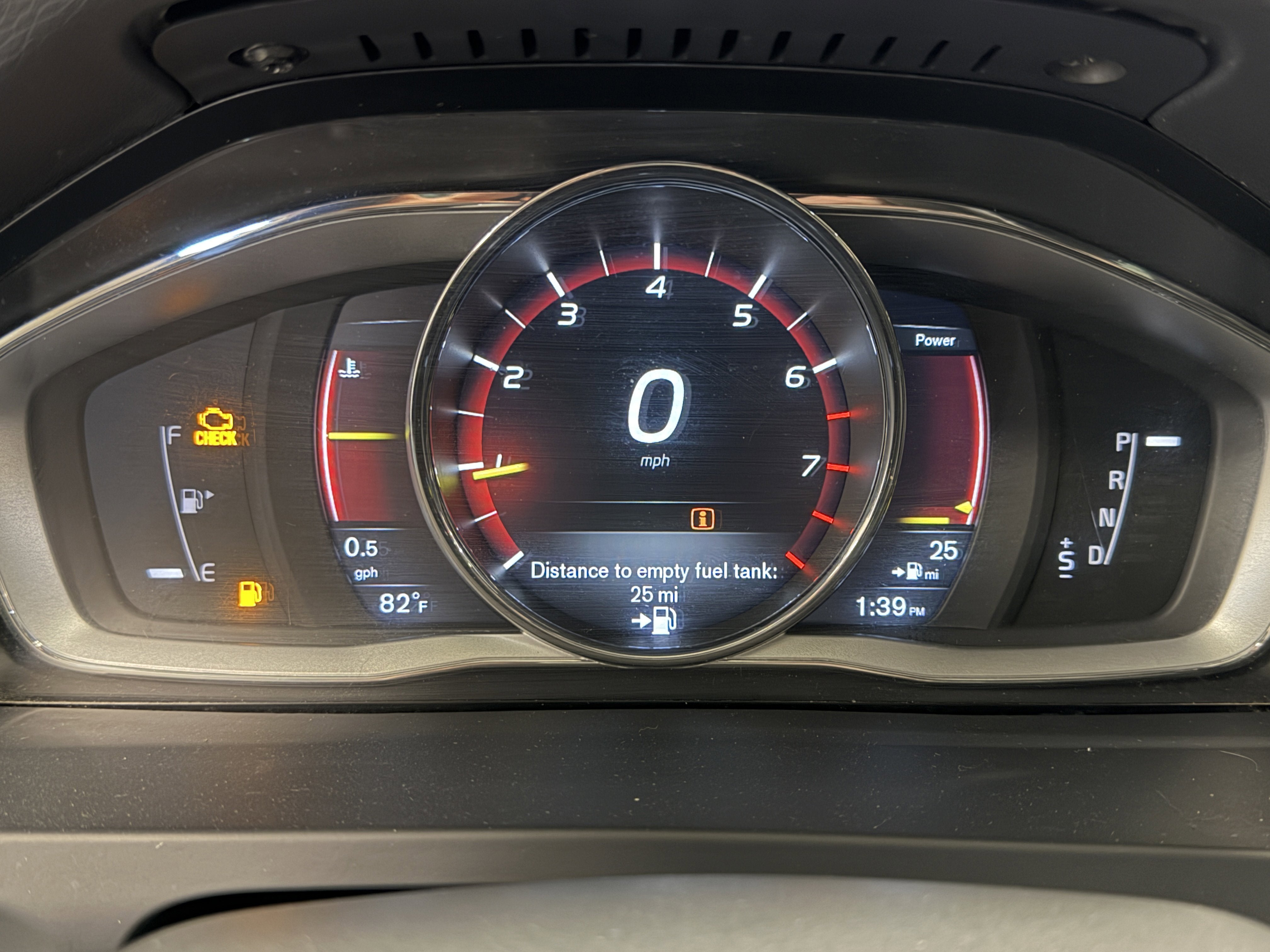 2017 Volvo V60 R-Design Platinum