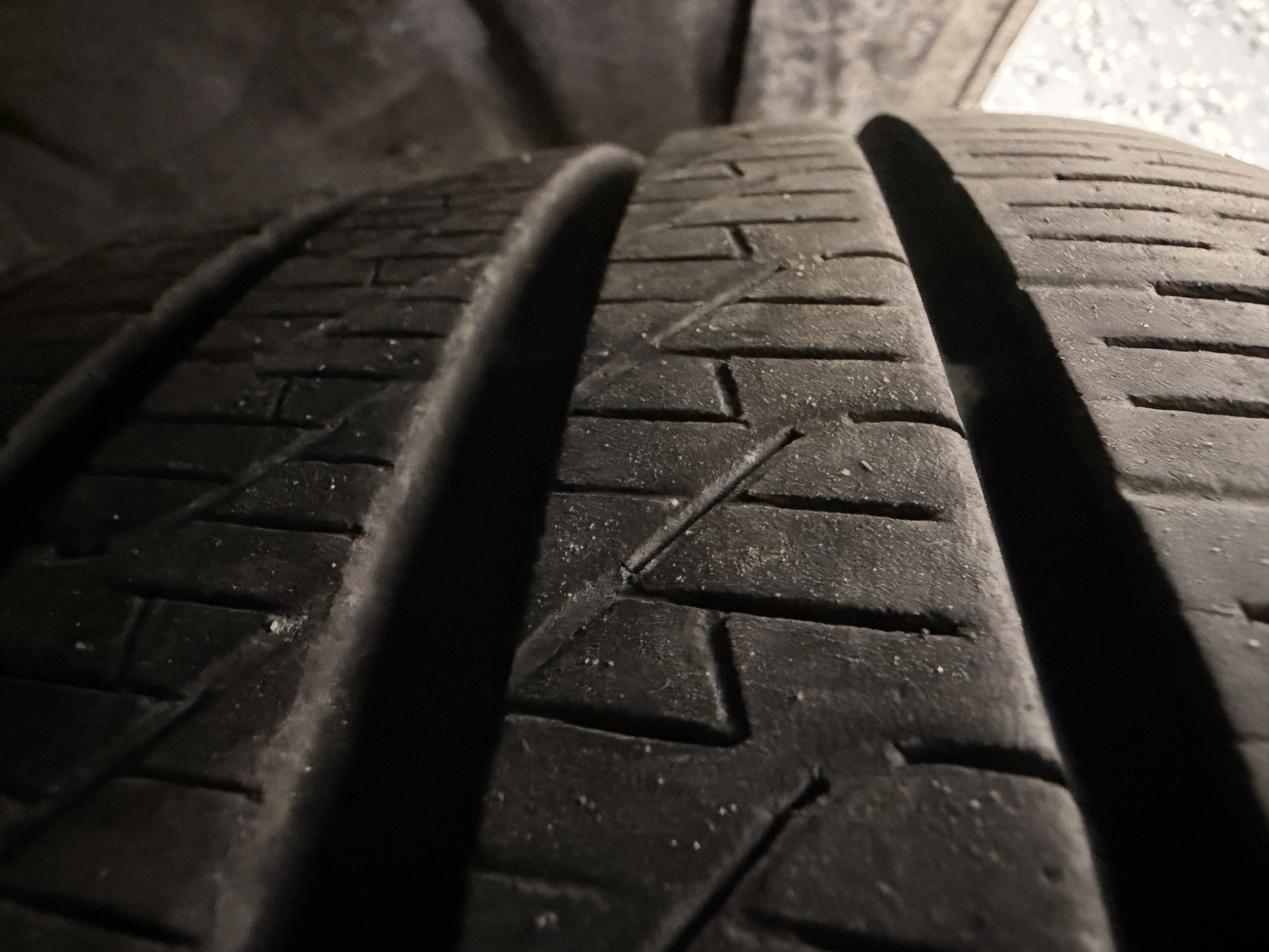 2017 Volvo V60 R-Design Platinum