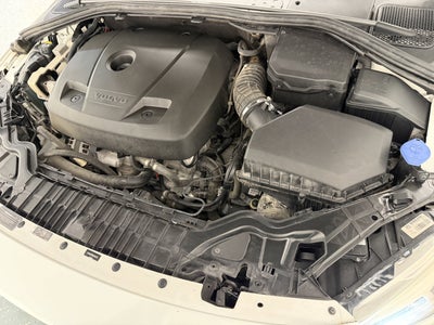 2017 Volvo V60 R-Design Platinum