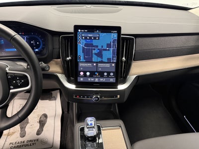 2025 Volvo XC90 Plus