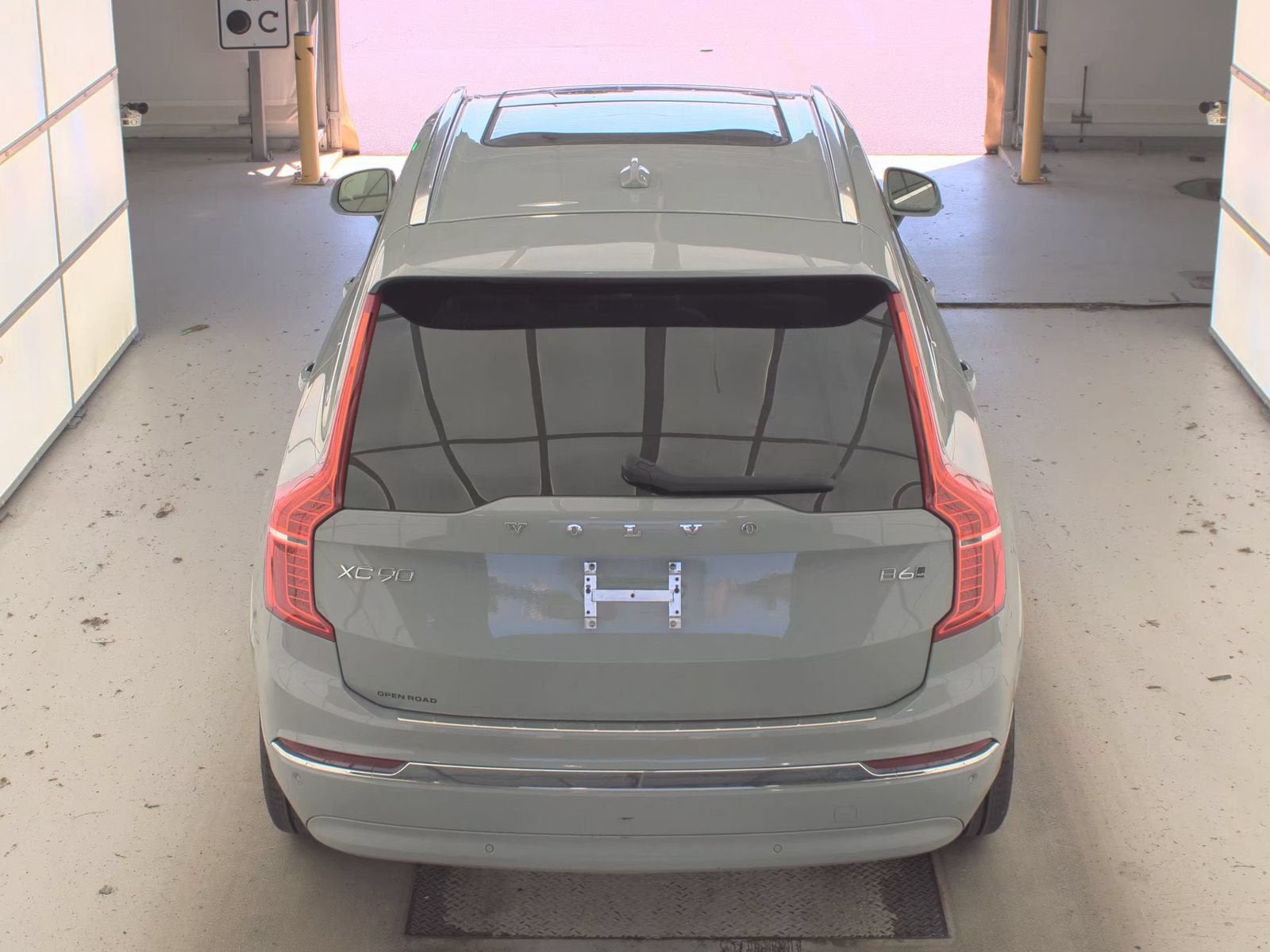 2025 Volvo XC90 Plus