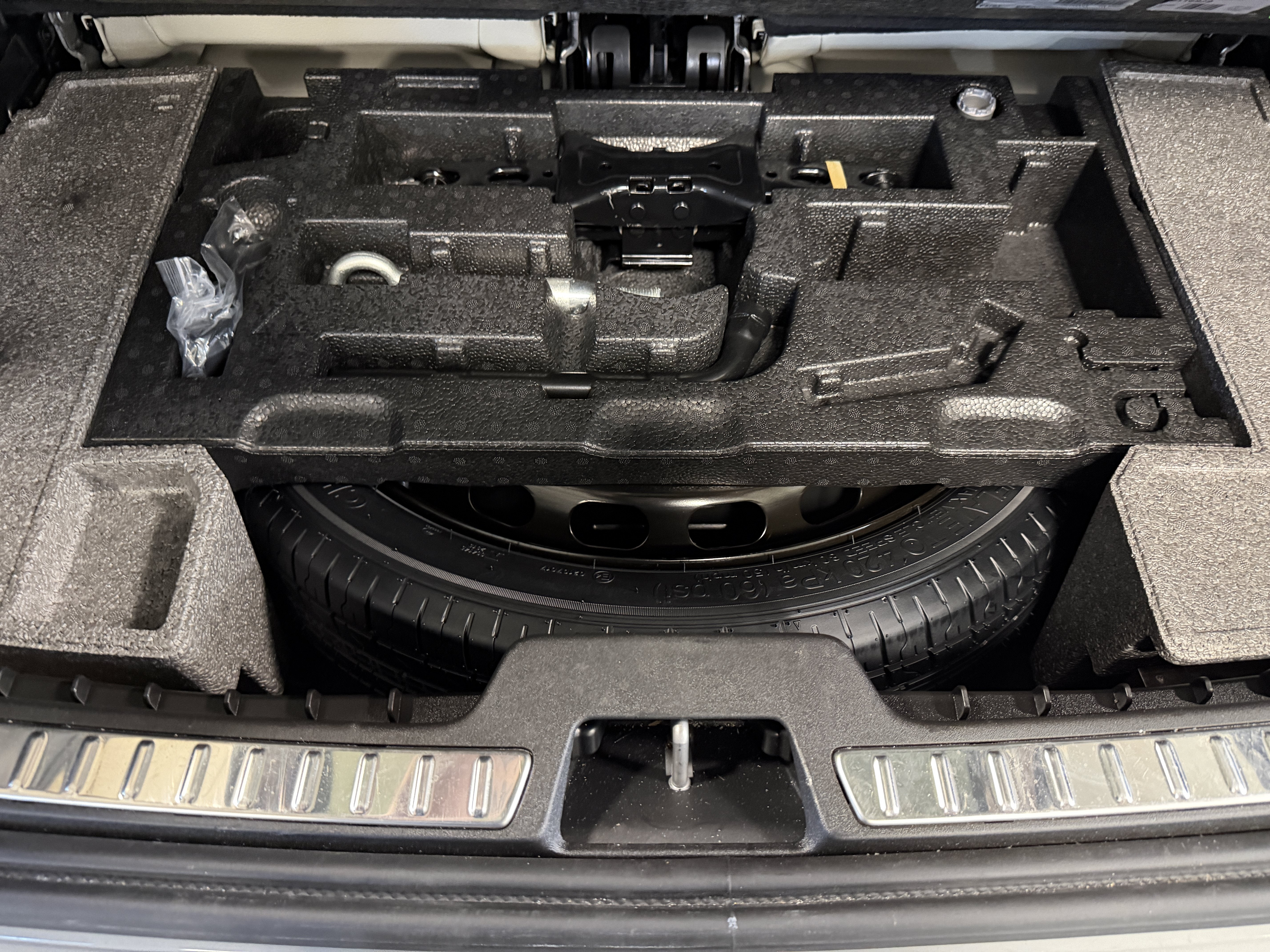 2025 Volvo XC90 Plus