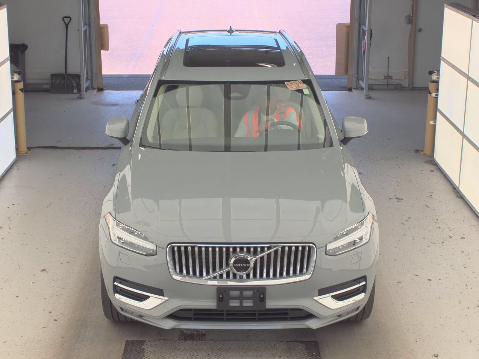 2025 Volvo XC90 Plus
