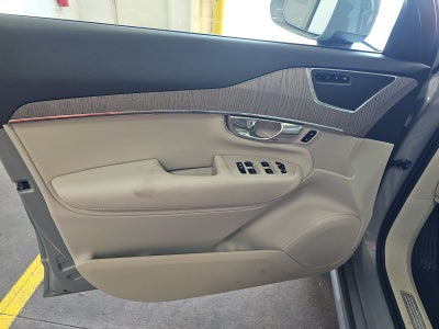 2025 Volvo XC90 Plus
